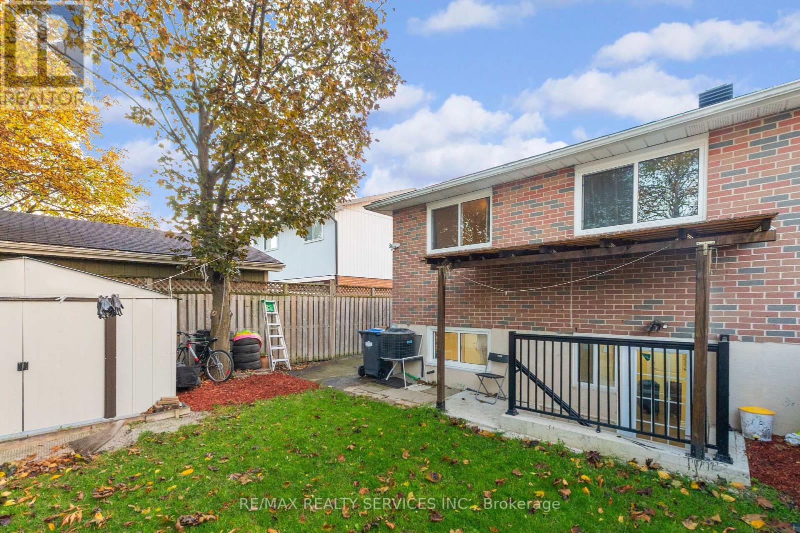 26 Lambton Court, Brampton, Ontario  L6V 2A9 - Photo 33 - W12507366