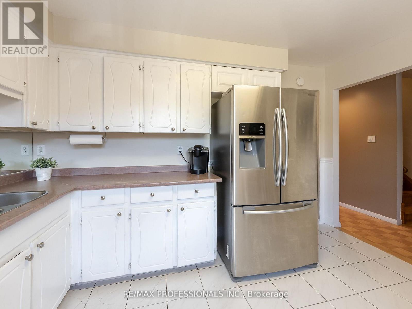 65 - 405 Hyacinthe Boulevard, Mississauga, Ontario  L5A 3N1 - Photo 14 - W12507372