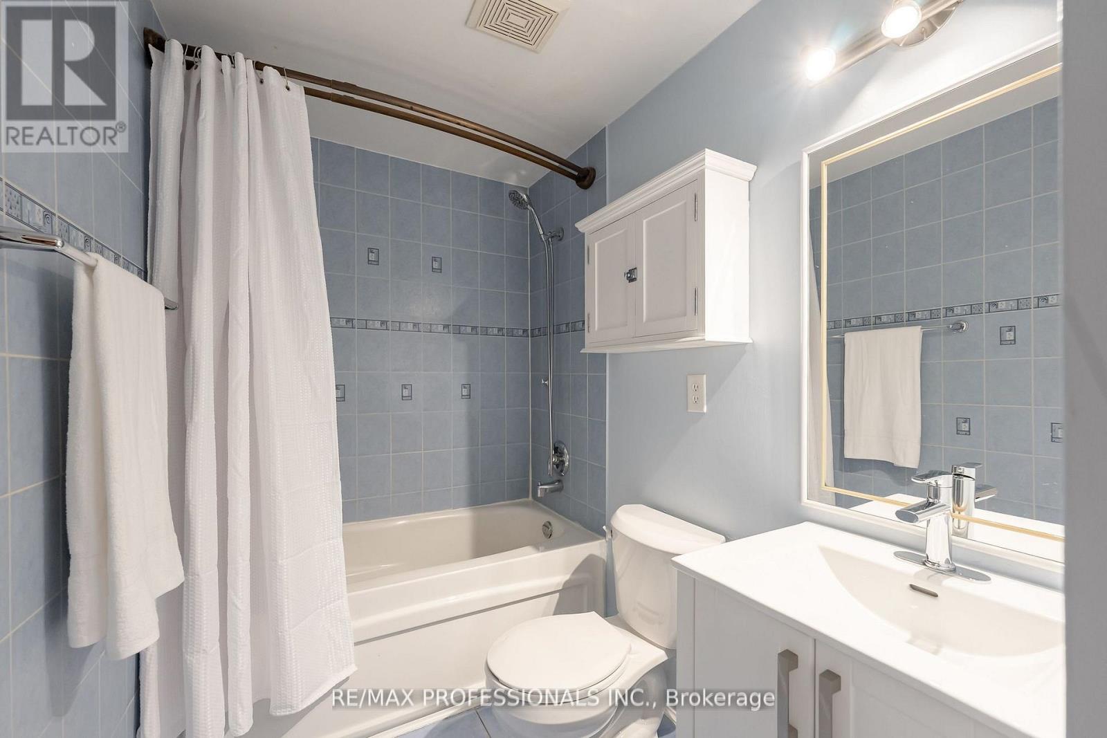 65 - 405 Hyacinthe Boulevard, Mississauga, Ontario  L5A 3N1 - Photo 24 - W12507372