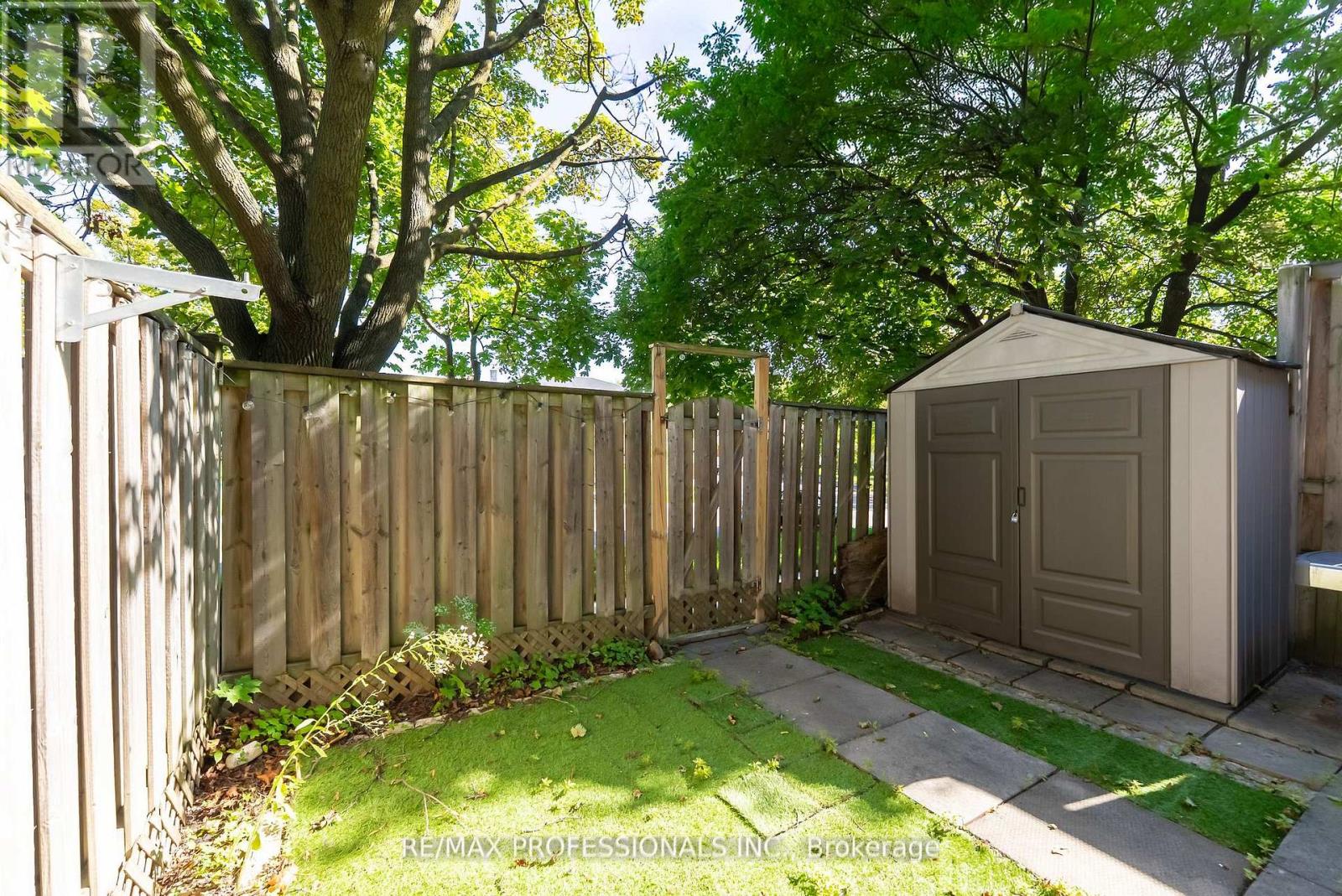 65 - 405 Hyacinthe Boulevard, Mississauga, Ontario  L5A 3N1 - Photo 34 - W12507372