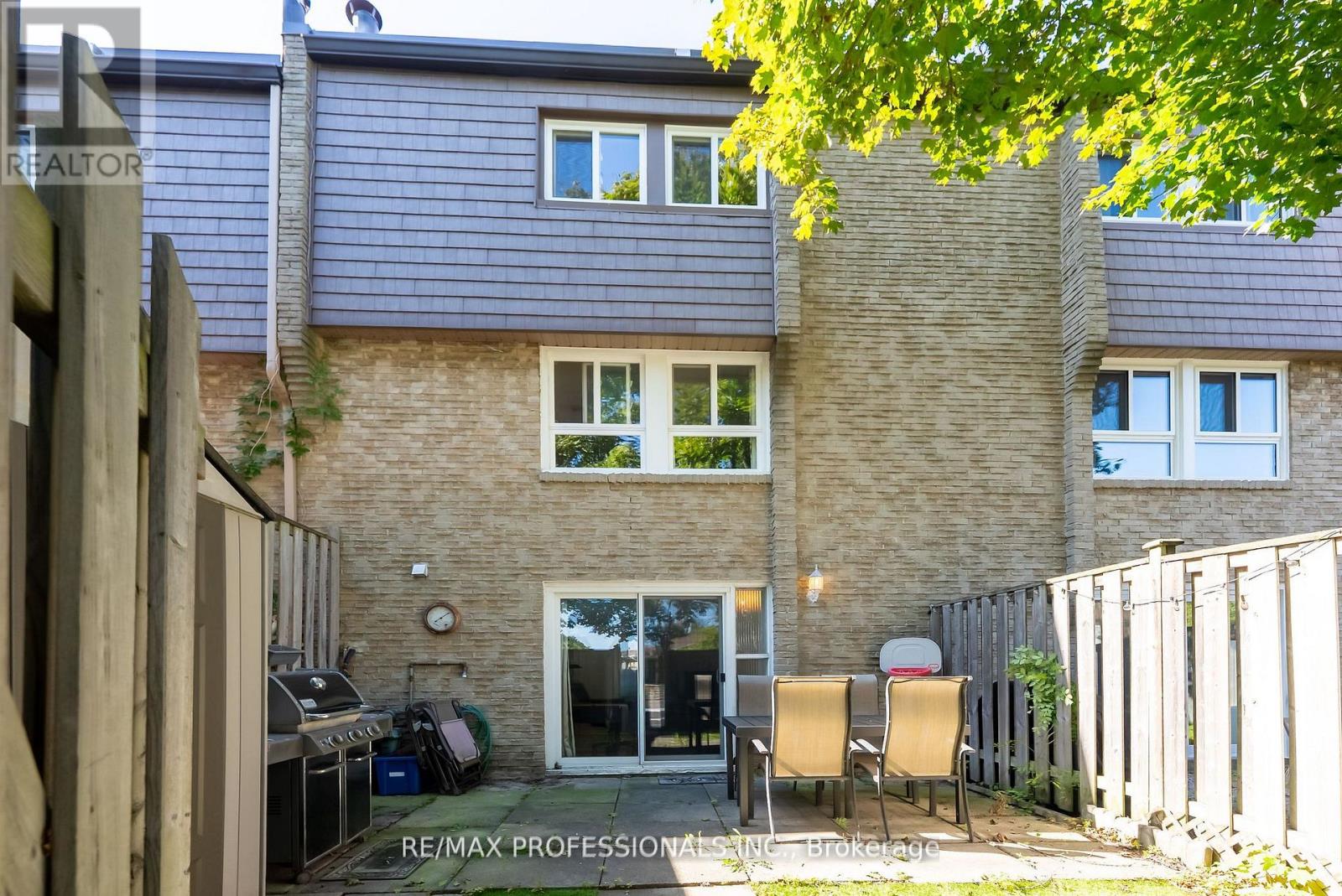 65 - 405 Hyacinthe Boulevard, Mississauga, Ontario  L5A 3N1 - Photo 35 - W12507372