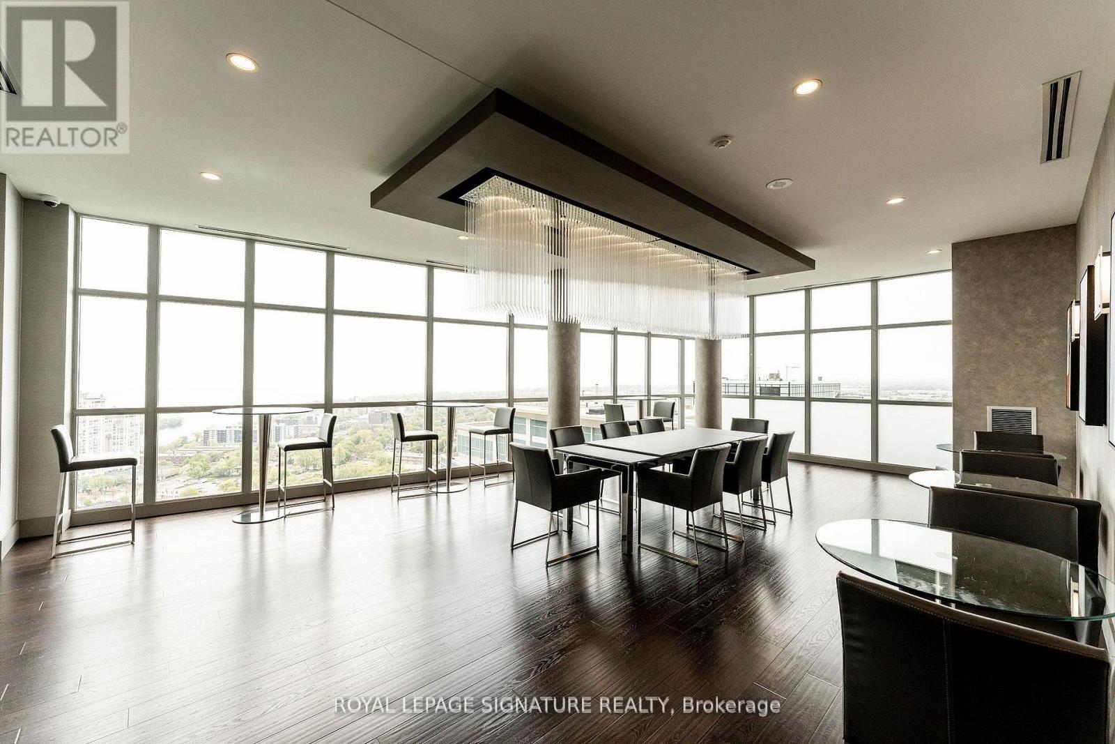 2521 - 165 Legion Road N, Toronto, Ontario  M8Y 0B3 - Photo 16 - W12507404