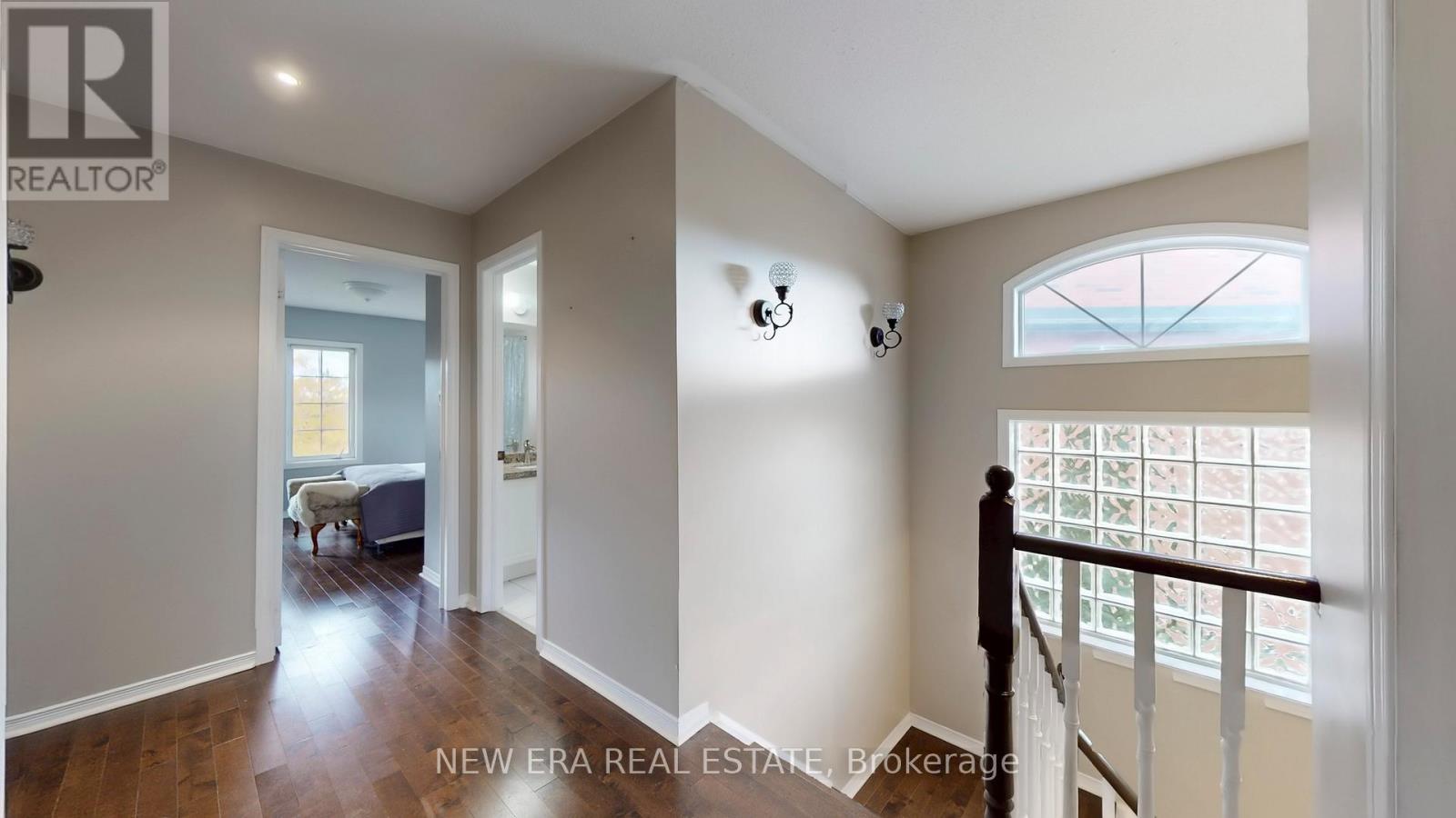 496 Delphine Drive, Burlington, Ontario  L7L 6W8 - Photo 19 - W12507416