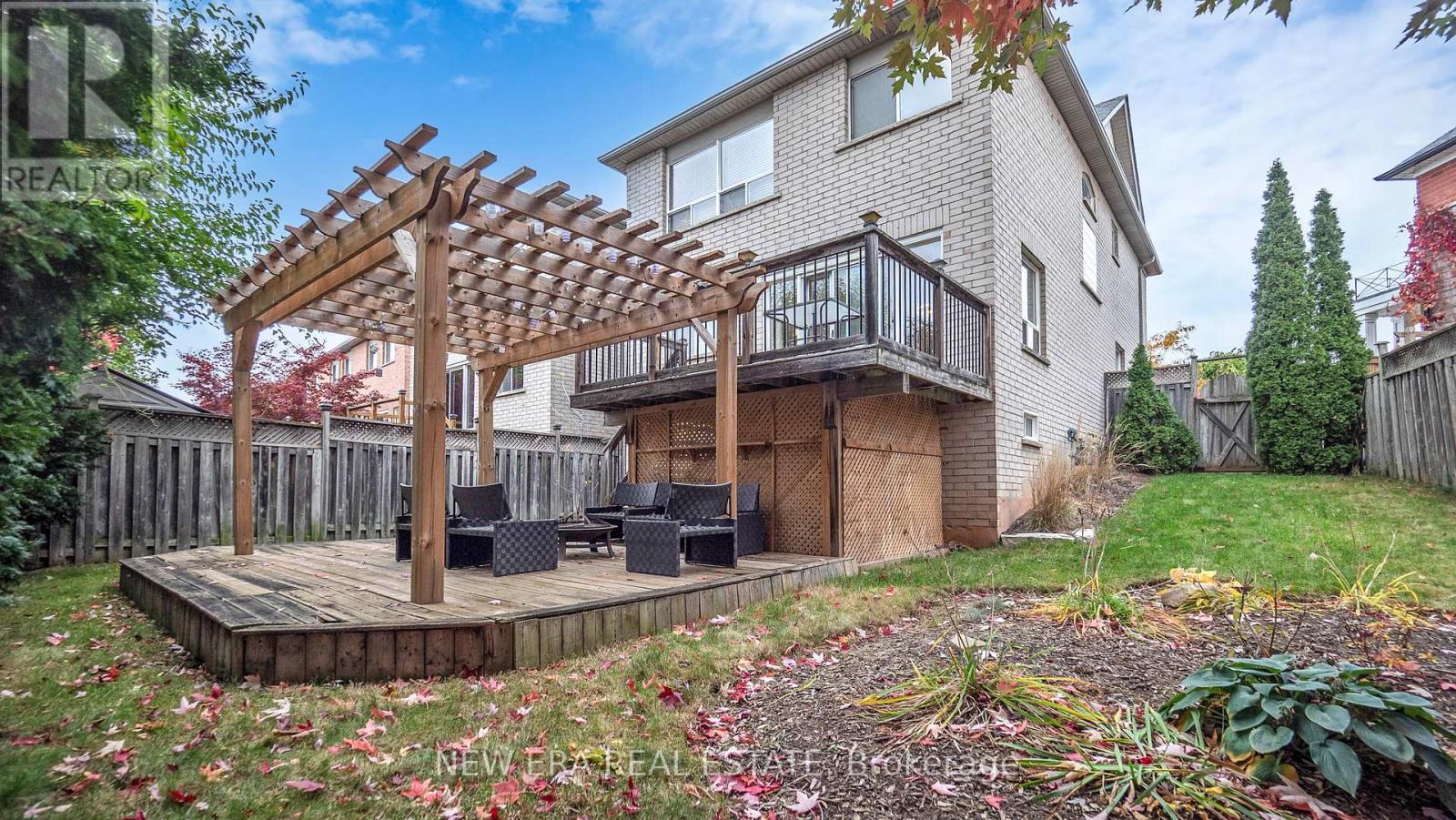 496 Delphine Drive, Burlington, Ontario  L7L 6W8 - Photo 40 - W12507416