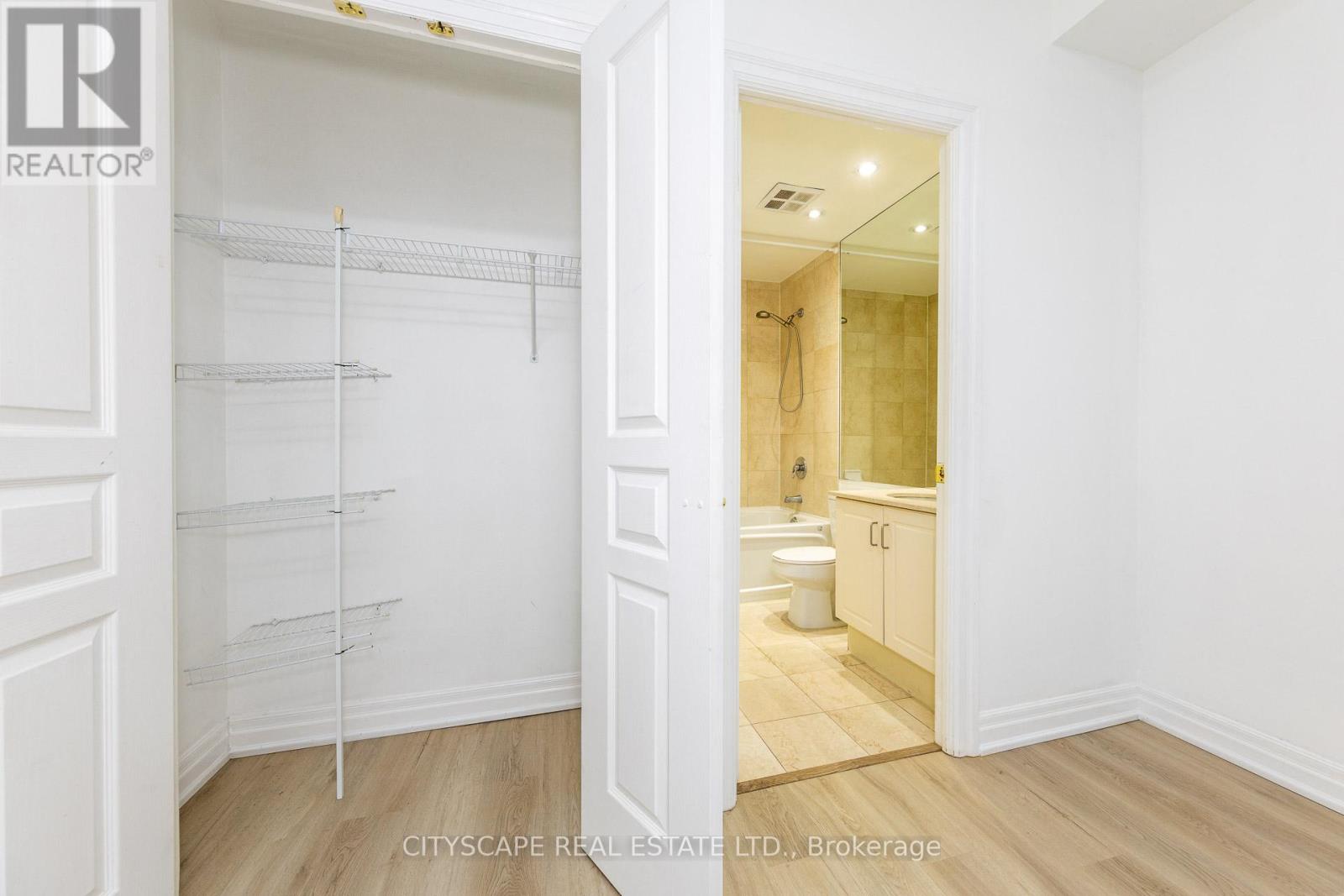 1607 - 2087 Lake Shore Boulevard W, Toronto, Ontario  M8V 4G3 - Photo 14 - W12507420