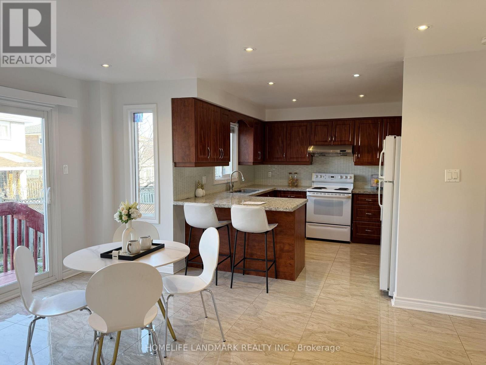 5159 Sunray Drive, Mississauga, Ontario  L5R 2T9 - Photo 14 - W12507442