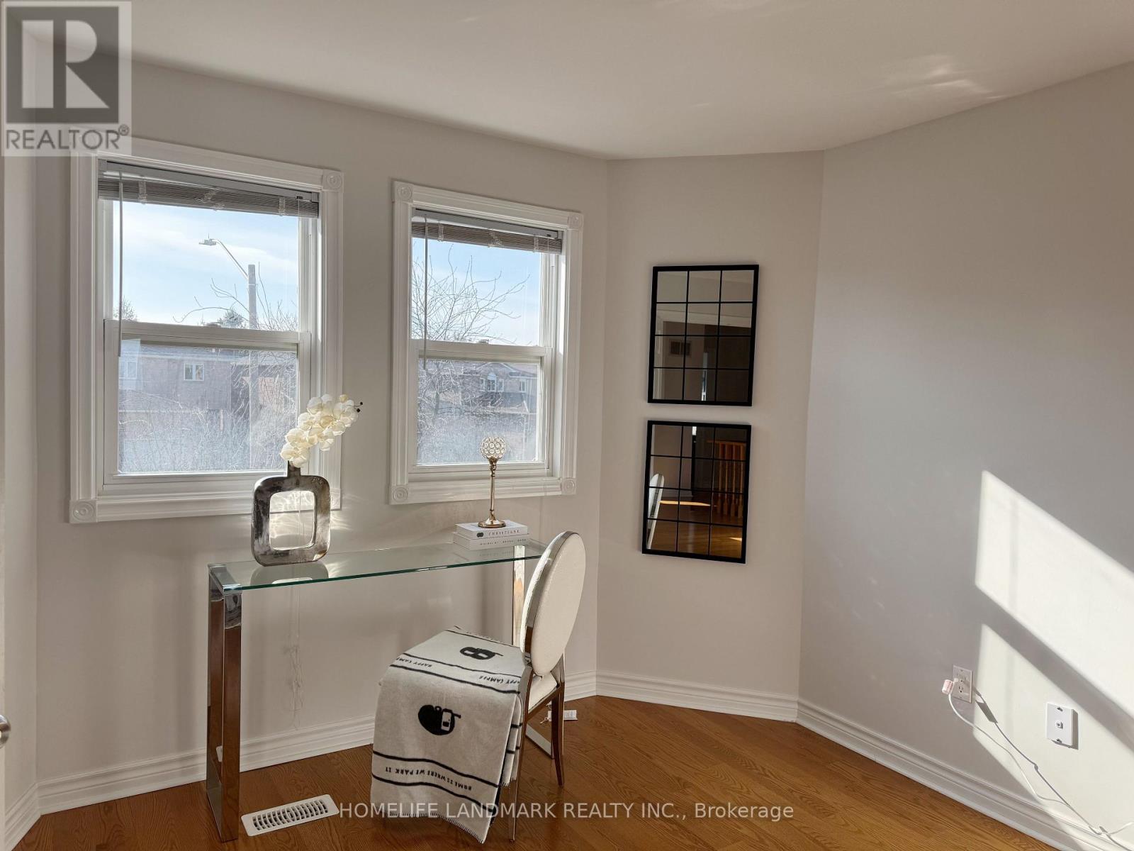 5159 Sunray Drive, Mississauga, Ontario  L5R 2T9 - Photo 8 - W12507442