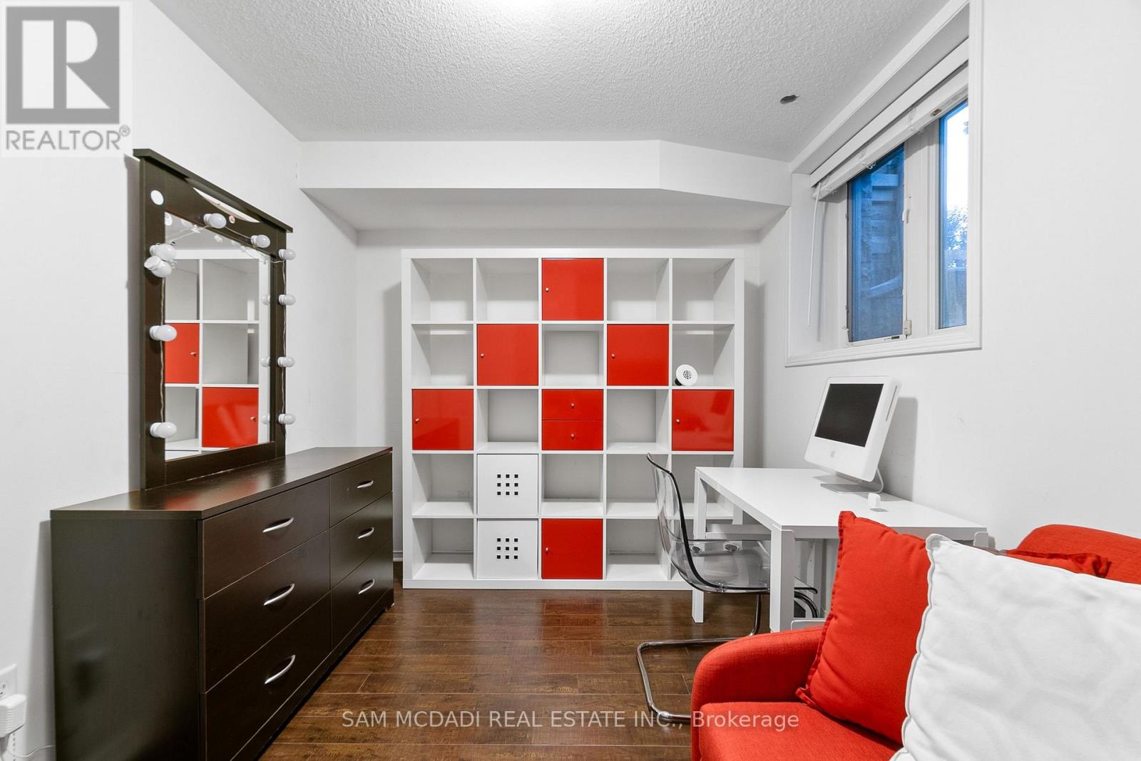 3250 Bentley Drive, Mississauga, Ontario  L5M 0P7 - Photo 15 - W12507498