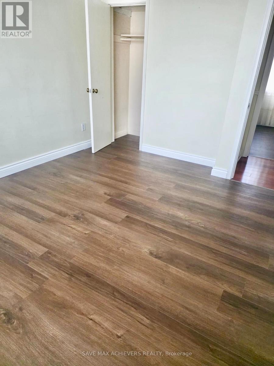 2 Coolhurst Drive, Toronto, Ontario  M9W 4A5 - Photo 13 - W12507502