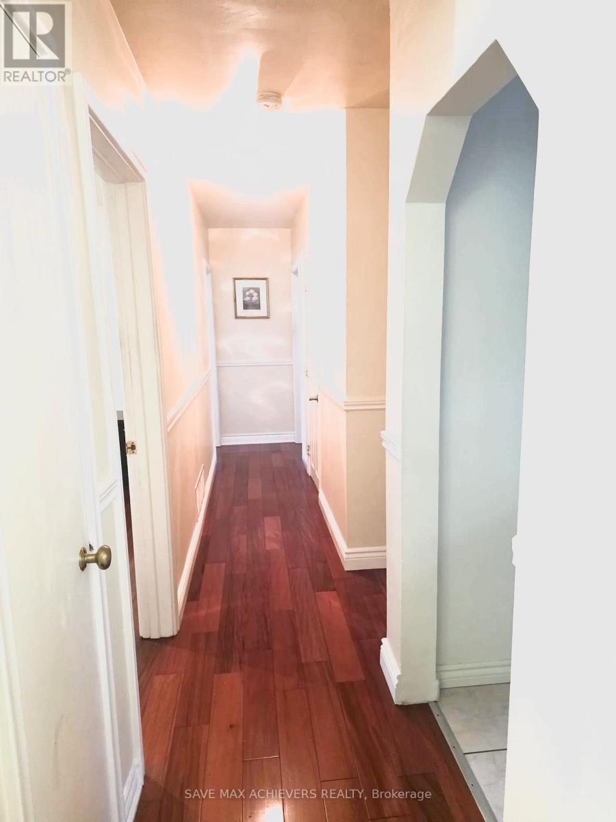 2 Coolhurst Drive, Toronto, Ontario  M9W 4A5 - Photo 19 - W12507502