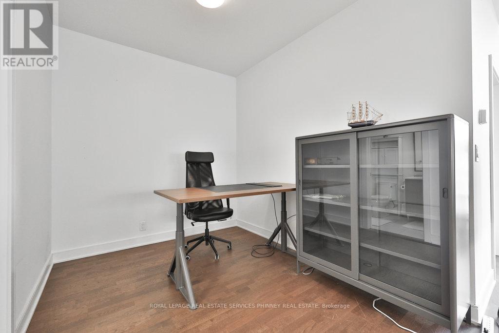 470 - 1575 Lakeshore Road W, Mississauga, Ontario  L5G 0V1 - Photo 6 - W12507546