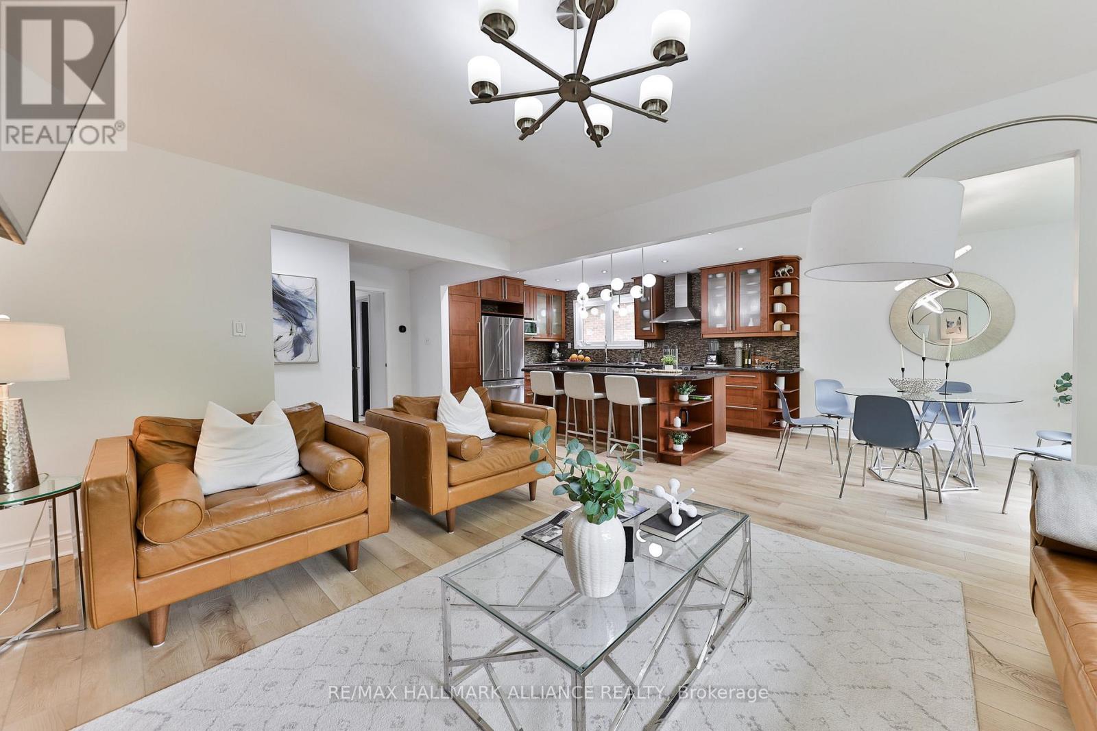 495 Brookmill Road, Oakville, Ontario  L6J 5K6 - Photo 16 - W12507550