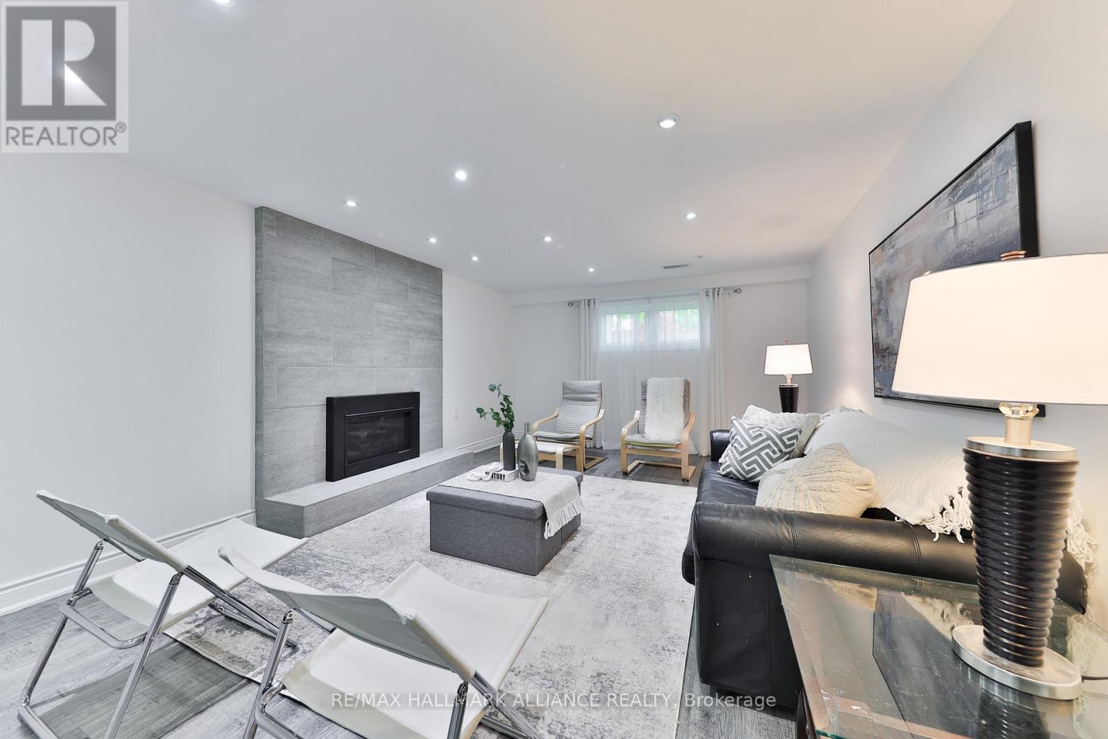 495 Brookmill Road, Oakville, Ontario  L6J 5K6 - Photo 26 - W12507550