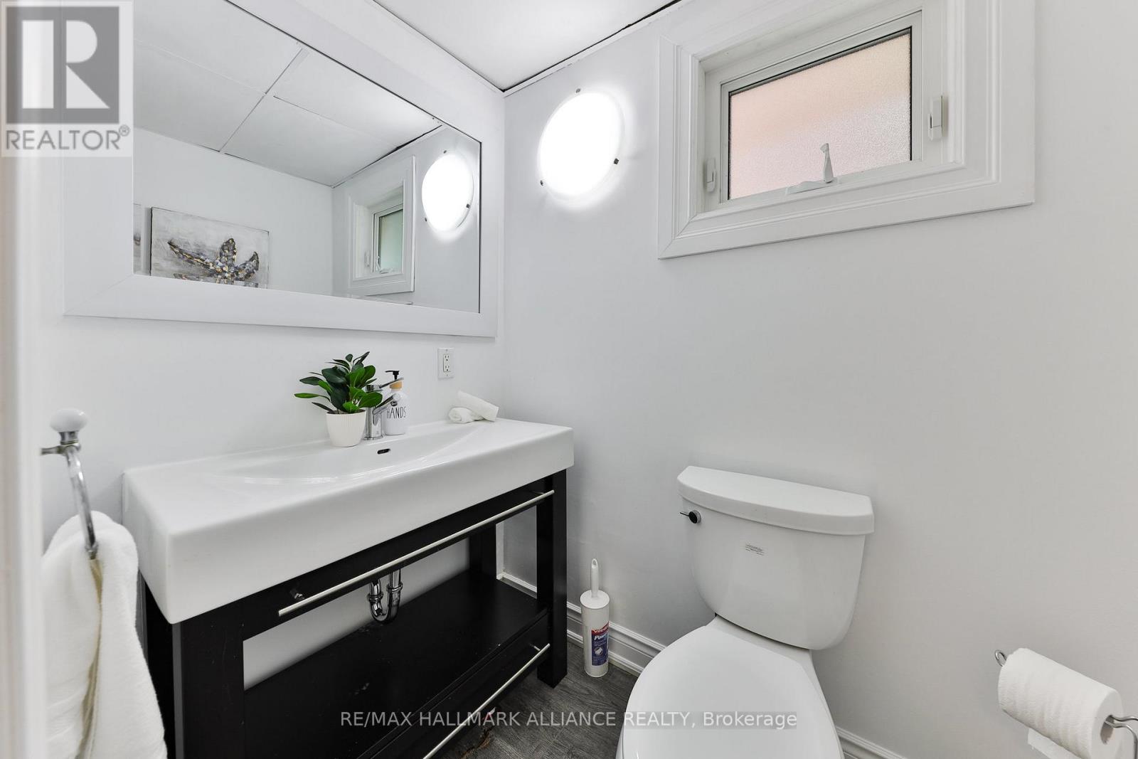 495 Brookmill Road, Oakville, Ontario  L6J 5K6 - Photo 32 - W12507550