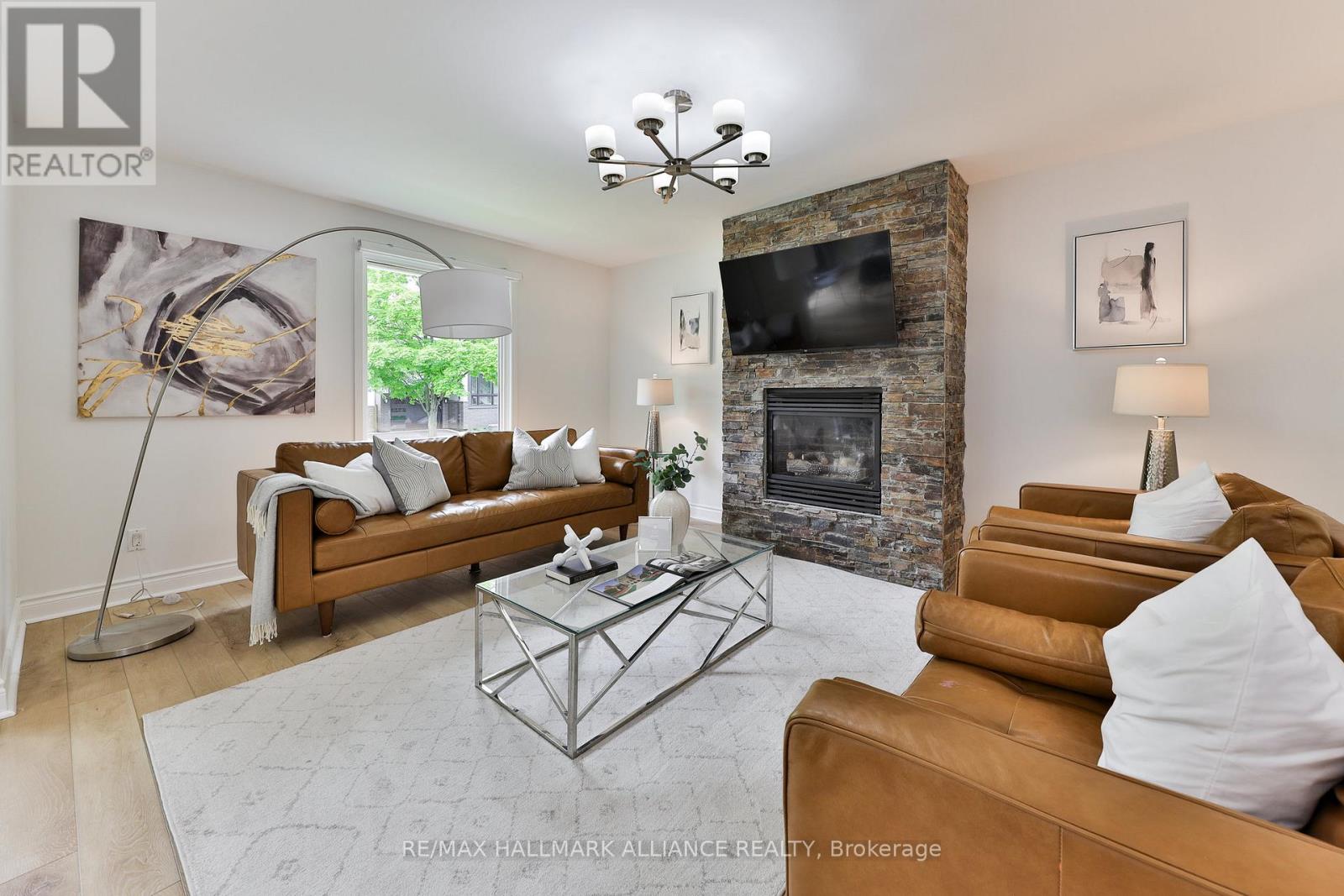 495 Brookmill Road, Oakville, Ontario  L6J 5K6 - Photo 5 - W12507550