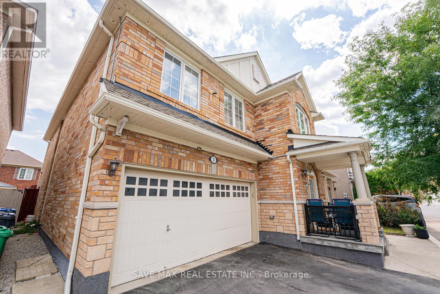 3 Gander Crescent, Brampton, Ontario  L6P 2J5 - Photo 2 - W12492314