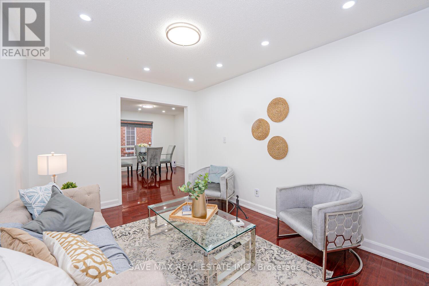 3 Gander Crescent, Brampton, Ontario  L6P 2J5 - Photo 8 - W12492314