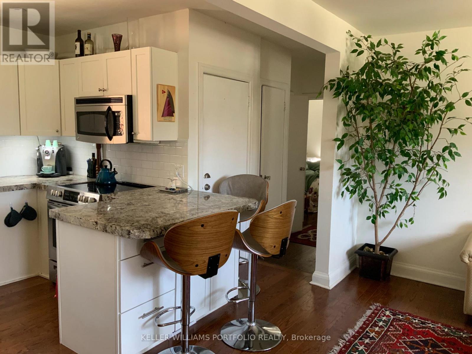 27 Wood Glen Road, Toronto, Ontario  M1N 2V6 - Photo 6 - E12473096