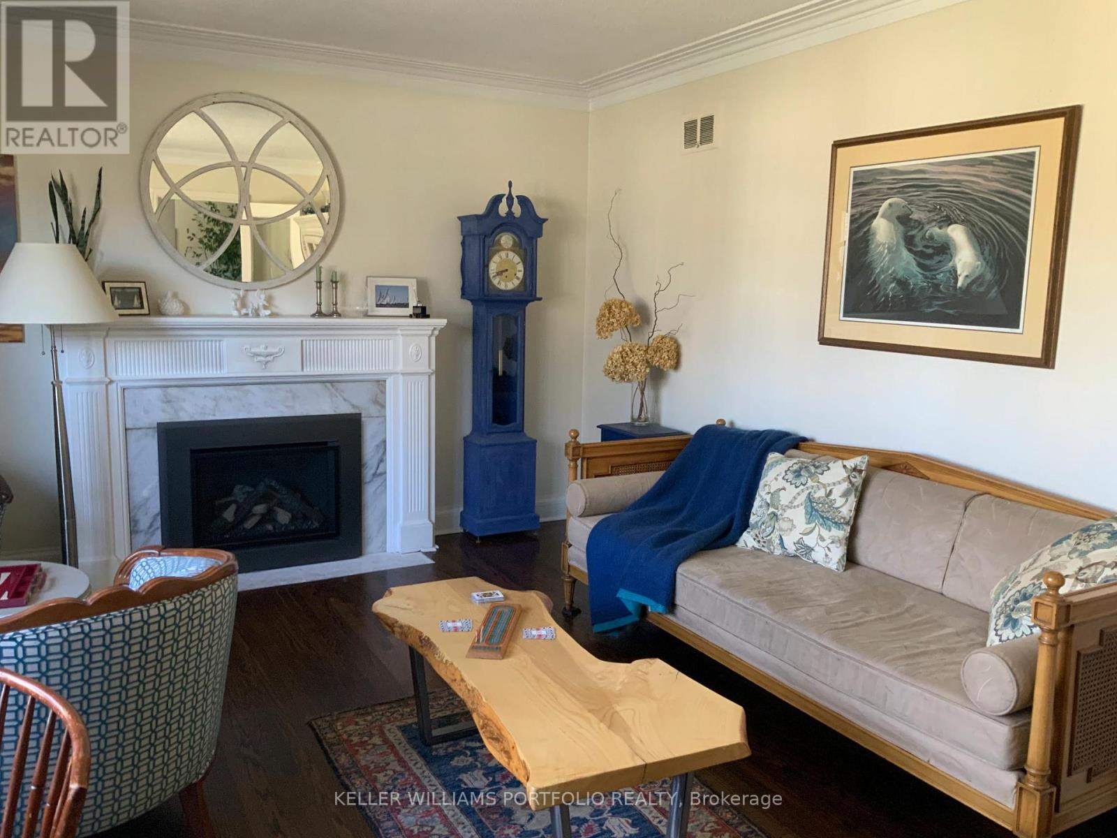 27 Wood Glen Road, Toronto, Ontario  M1N 2V6 - Photo 4 - E12473096