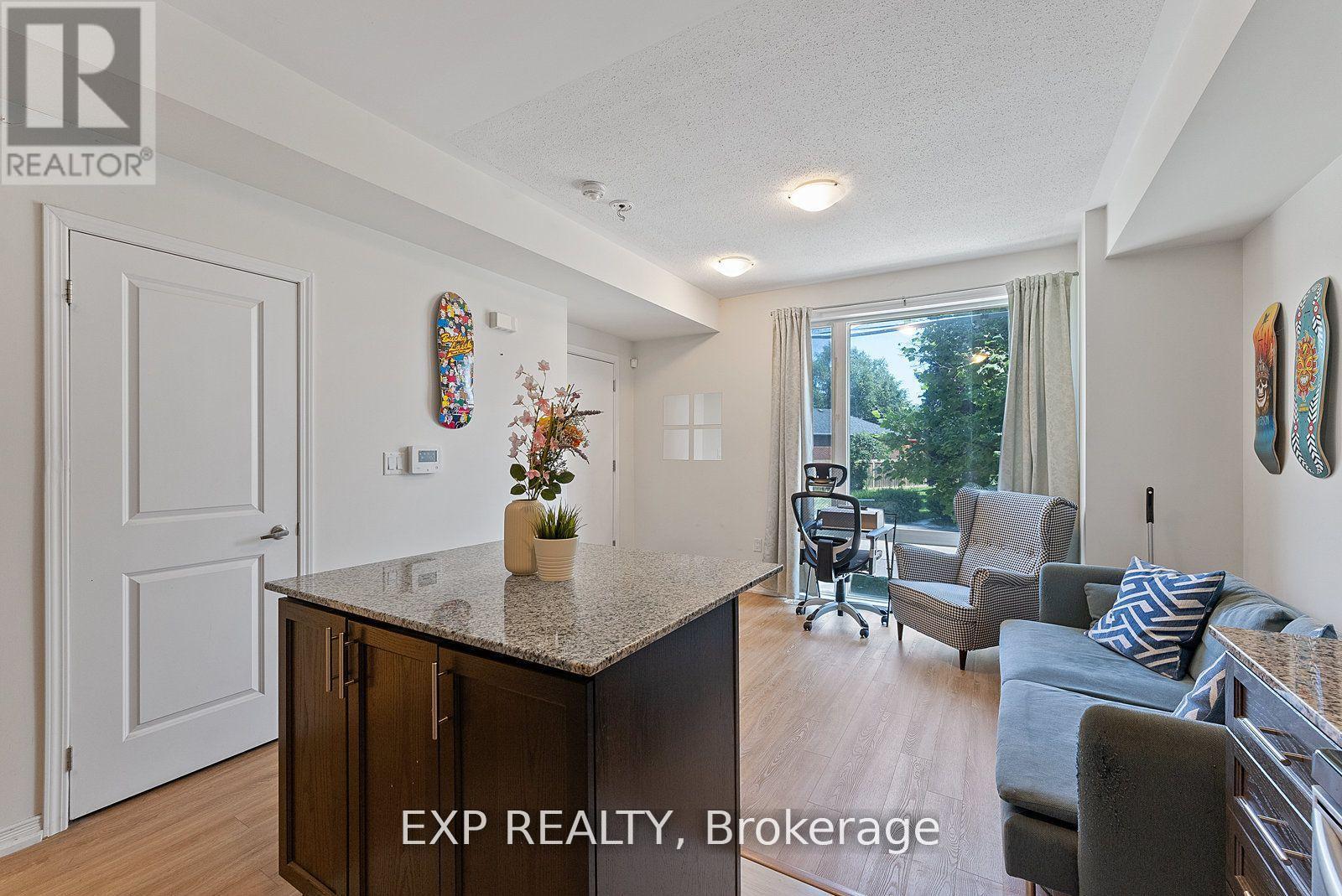 27 - 26 Fieldway Road, Toronto, Ontario  M8Z 0E3 - Photo 3 - W12390029