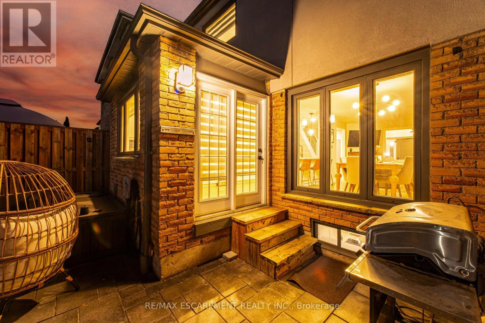 4406 Lee Drive, Mississauga (Rathwood), Ontario  L4W 4A8 - Photo 48 - W12507292