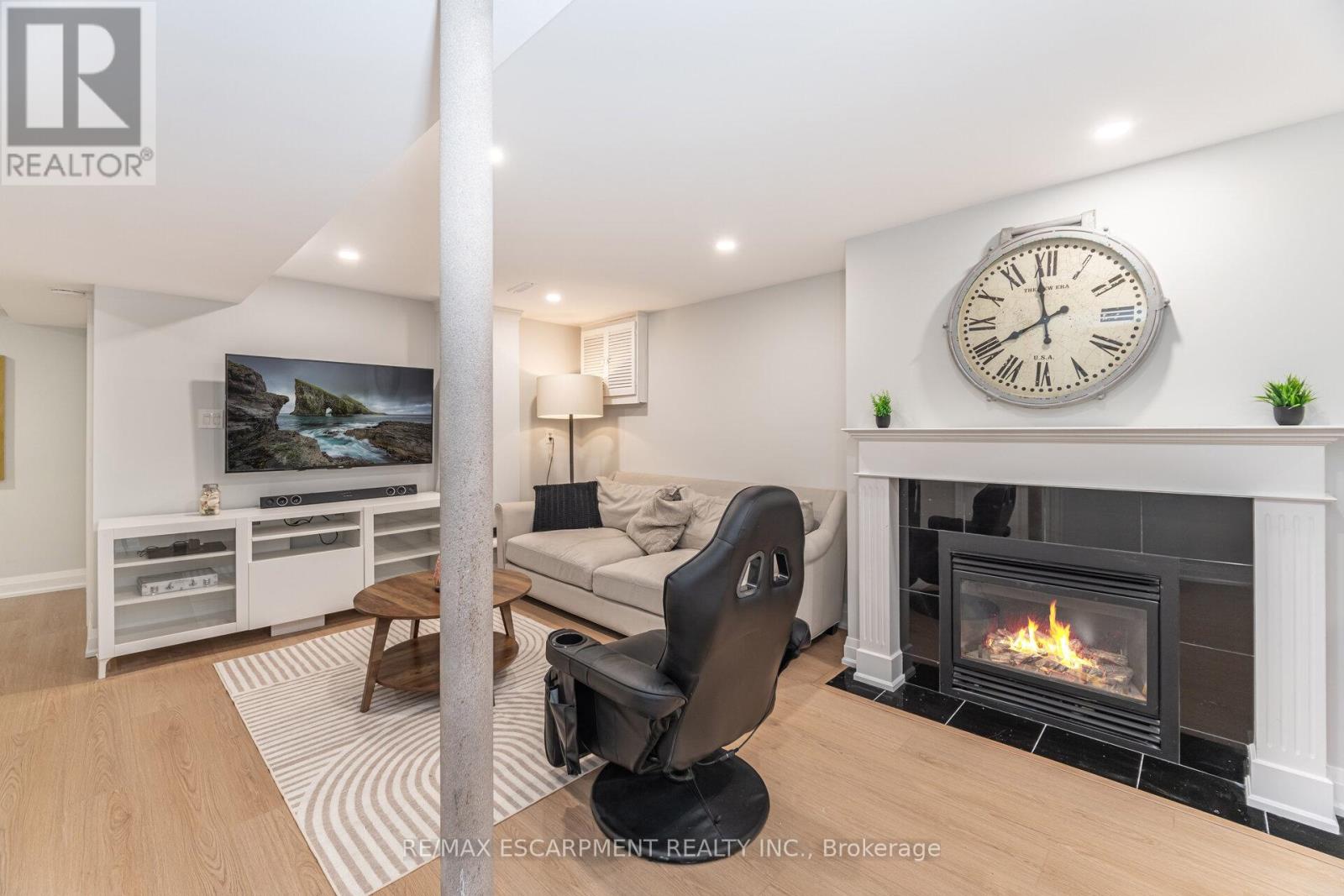 4406 Lee Drive, Mississauga (Rathwood), Ontario  L4W 4A8 - Photo 33 - W12507292