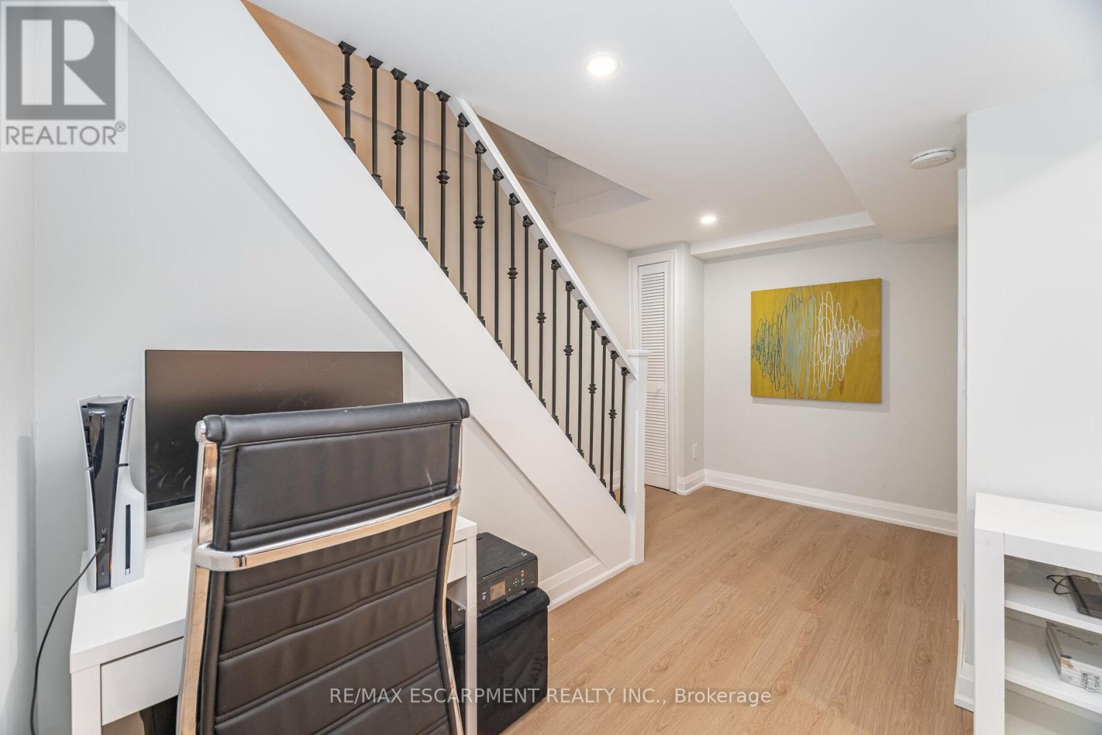 4406 Lee Drive, Mississauga (Rathwood), Ontario  L4W 4A8 - Photo 30 - W12507292