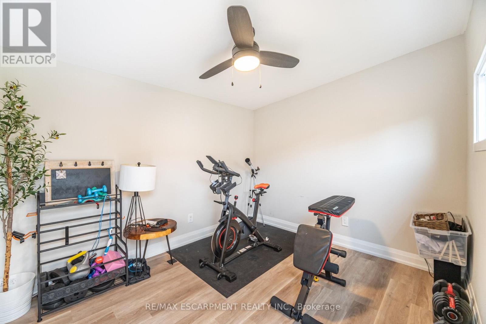 4406 Lee Drive, Mississauga (Rathwood), Ontario  L4W 4A8 - Photo 40 - W12507292