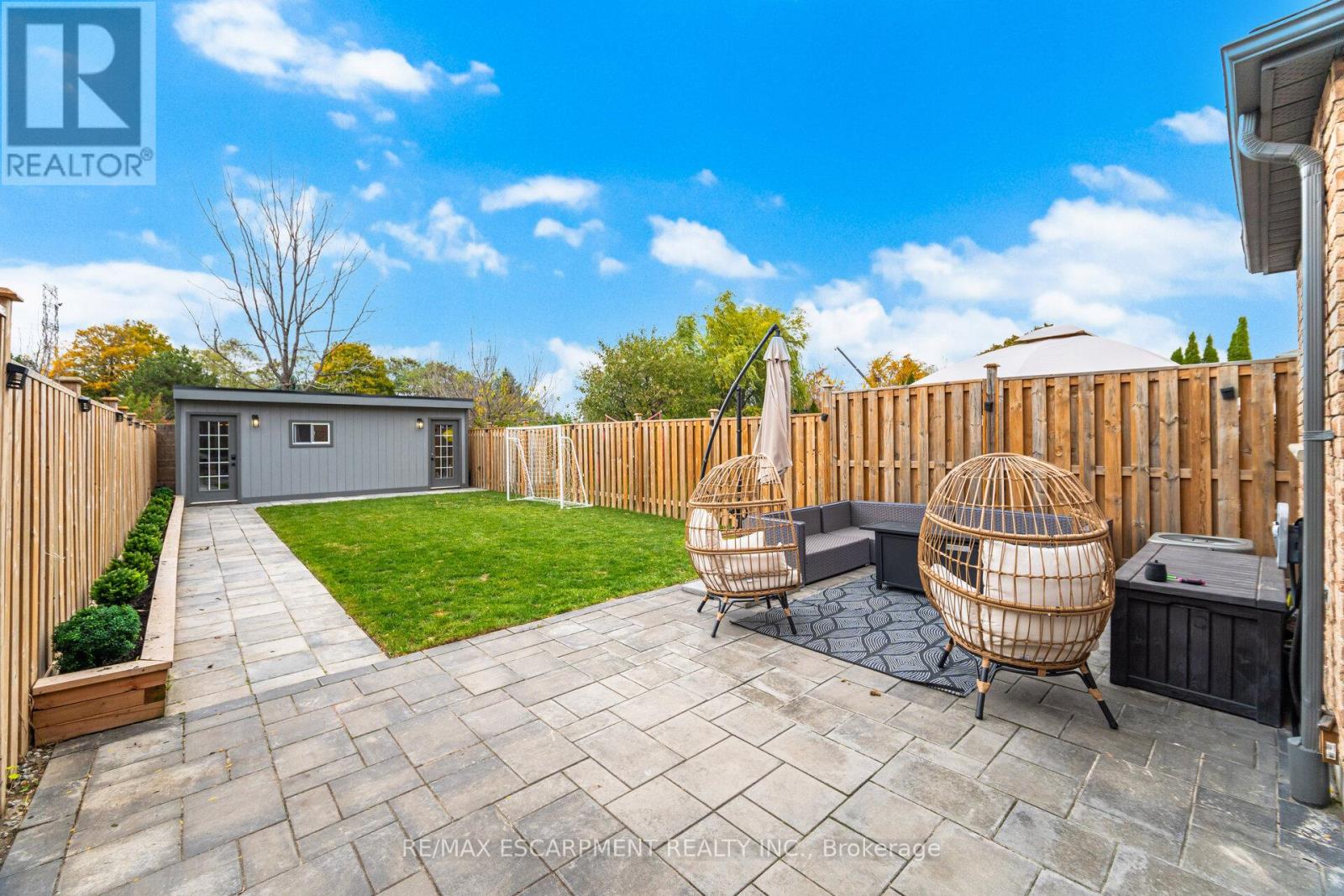 4406 Lee Drive, Mississauga (Rathwood), Ontario  L4W 4A8 - Photo 36 - W12507292