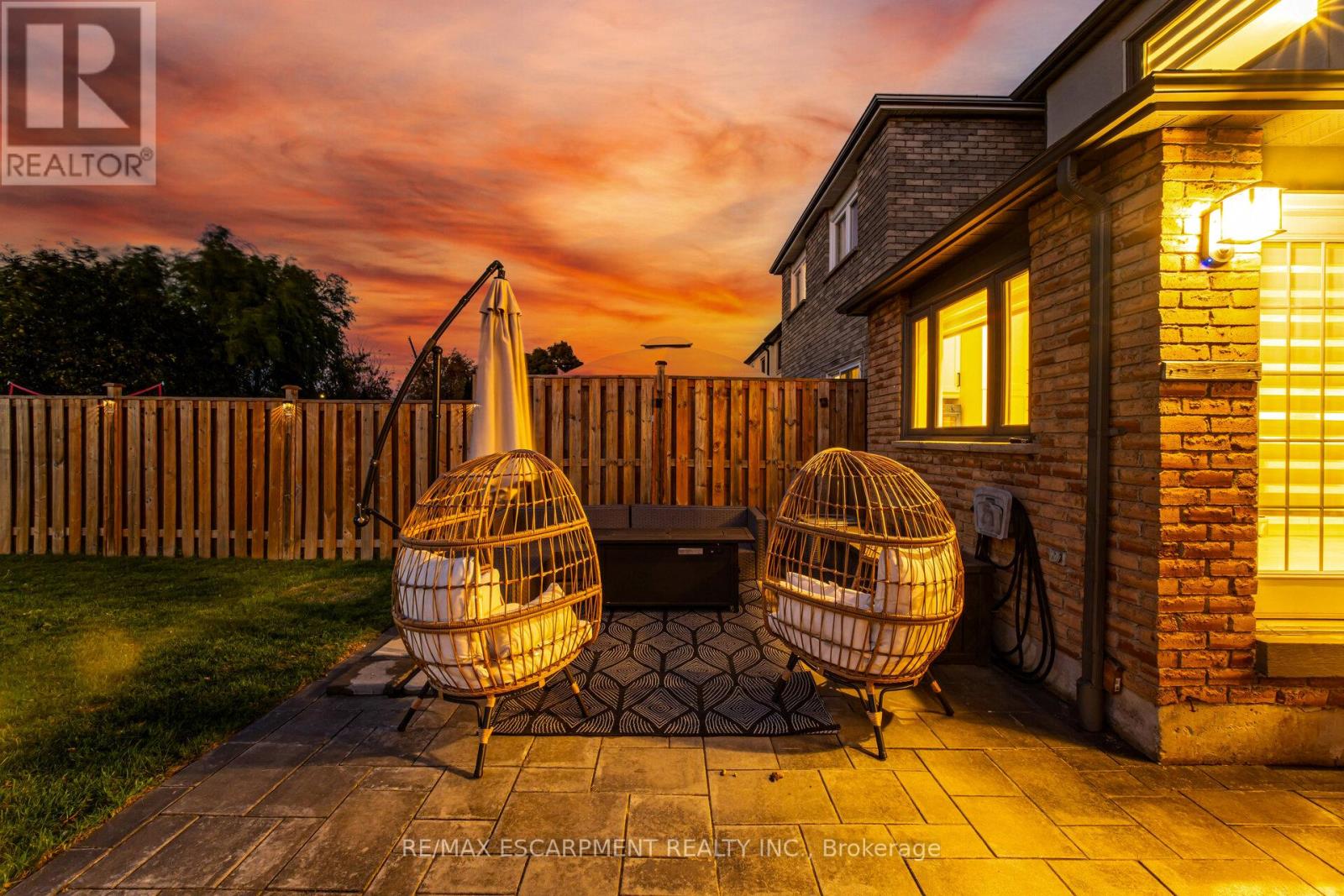 4406 Lee Drive, Mississauga (Rathwood), Ontario  L4W 4A8 - Photo 46 - W12507292