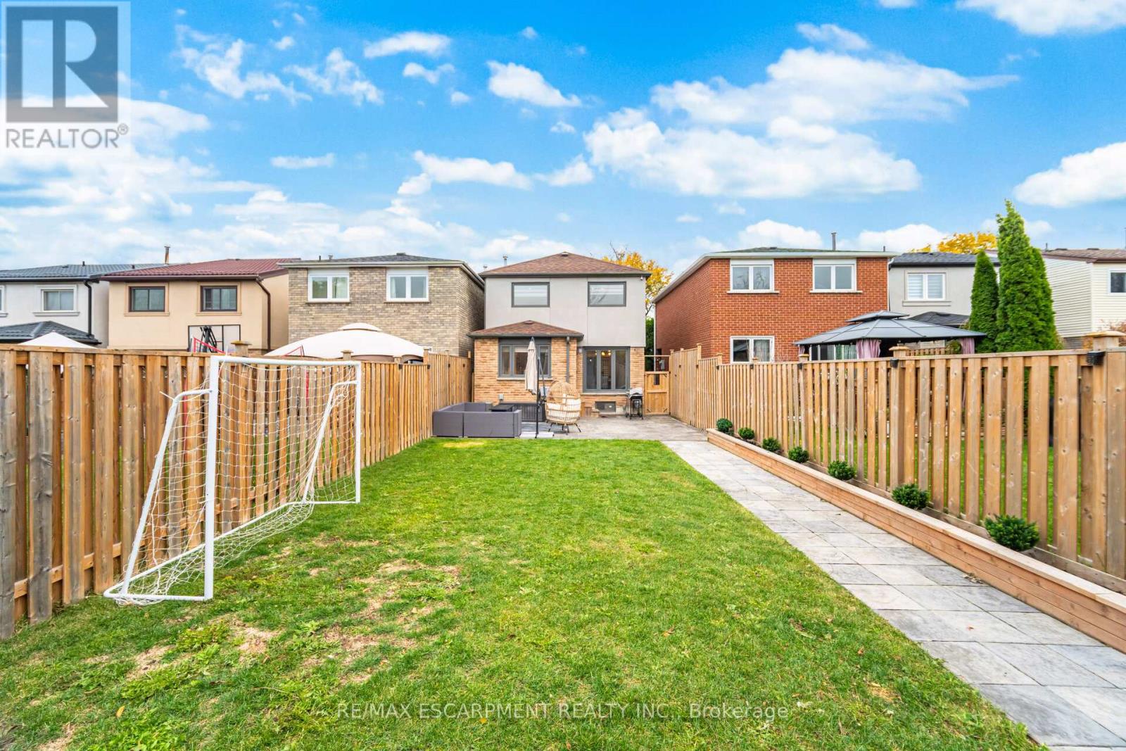 4406 Lee Drive, Mississauga (Rathwood), Ontario  L4W 4A8 - Photo 41 - W12507292