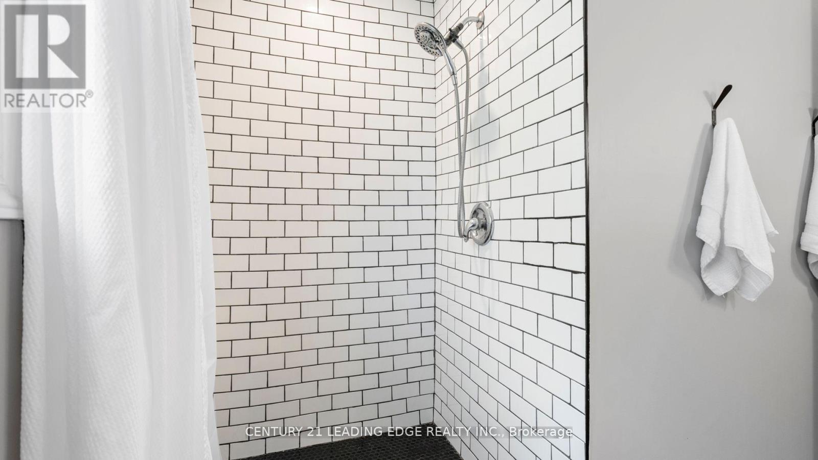 58 Falesy Avenue, Kitchener, Ontario  N2A 1N9 - Photo 22 - X12507204