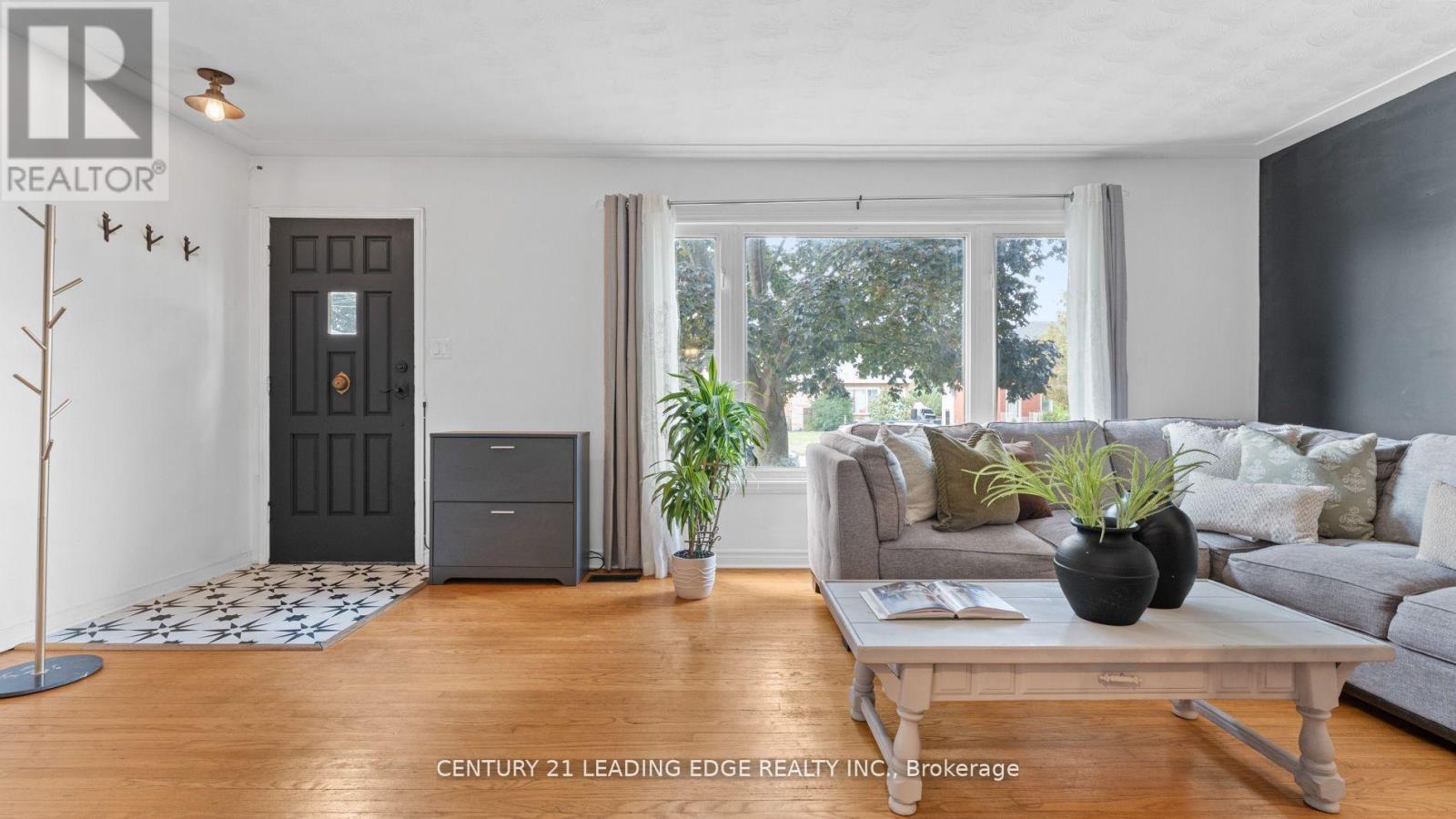 58 Falesy Avenue, Kitchener, Ontario  N2A 1N9 - Photo 4 - X12507204