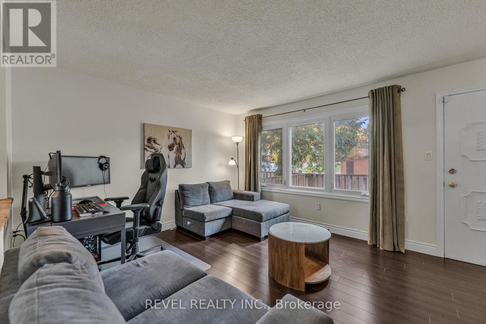 133 - 10 Angus Road, Hamilton, Ontario L8K 6K3 - Photo 18 - X12507224