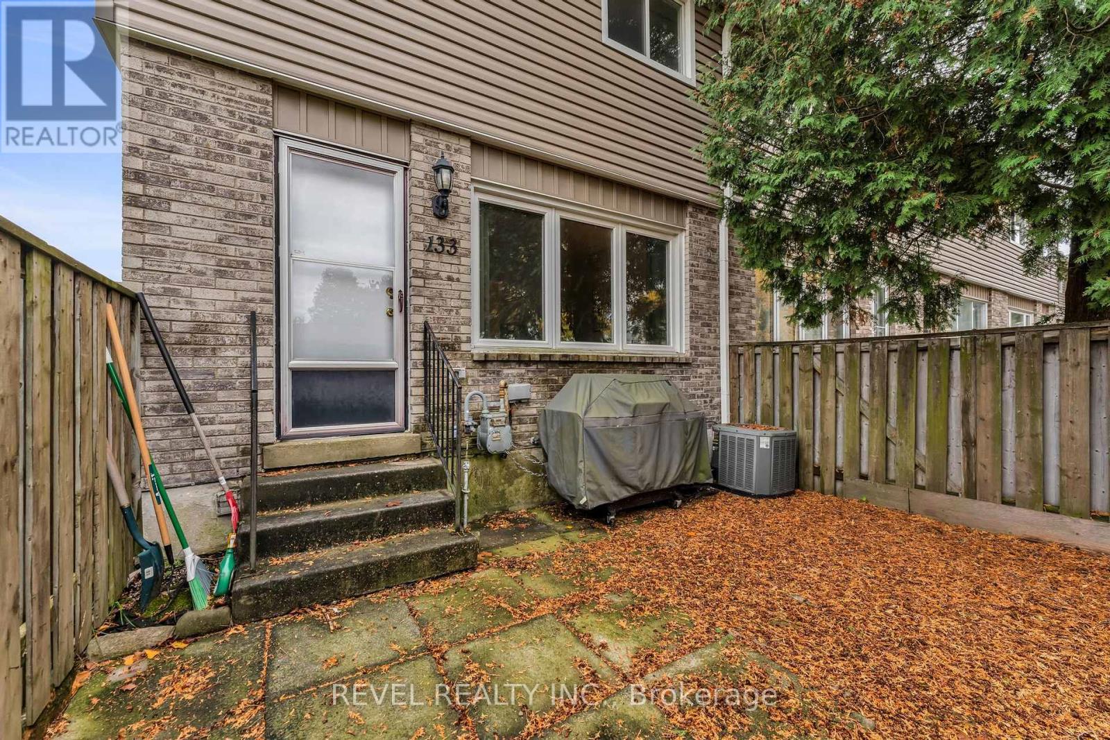 133 - 10 Angus Road, Hamilton, Ontario L8K 6K3 - Photo 31 - X12507224