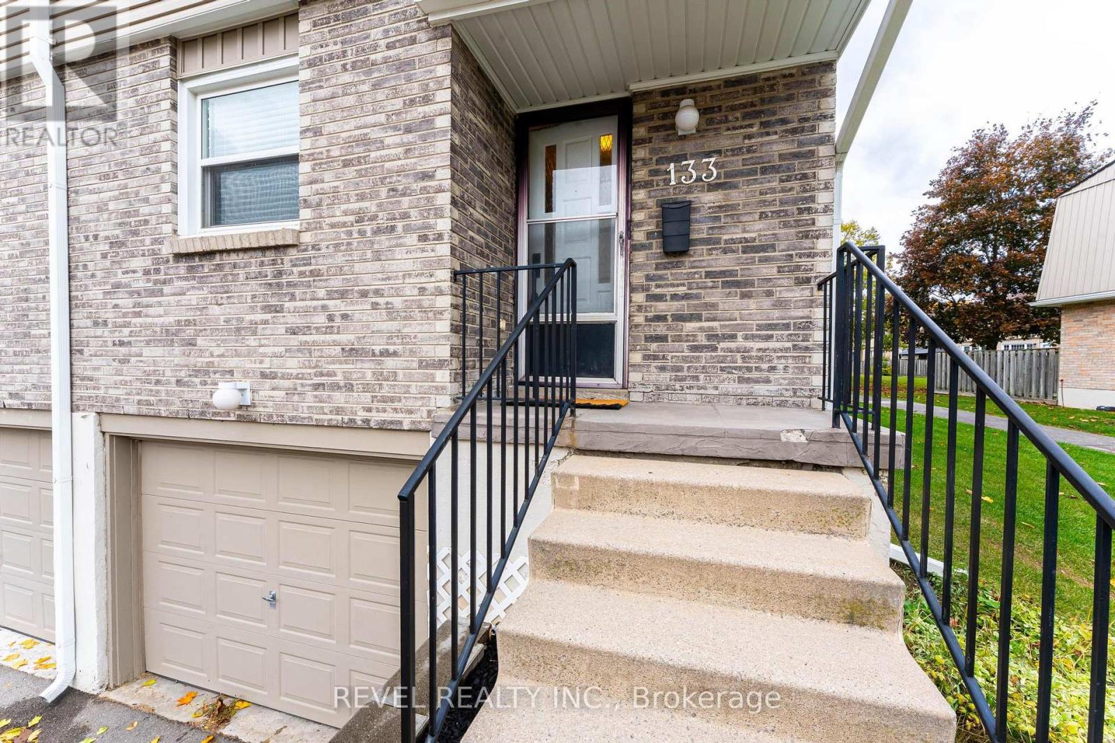 133 - 10 Angus Road, Hamilton, Ontario L8K 6K3 - Photo 4 - X12507224