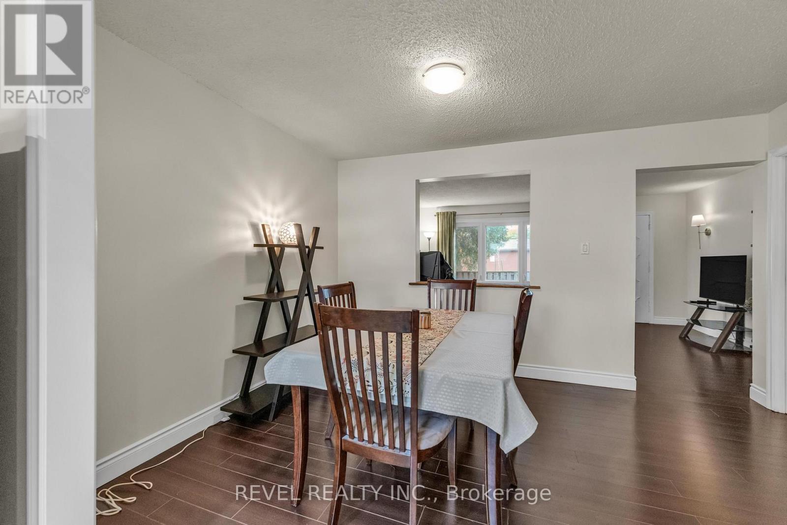 133 - 10 Angus Road, Hamilton, Ontario L8K 6K3 - Photo 5 - X12507224