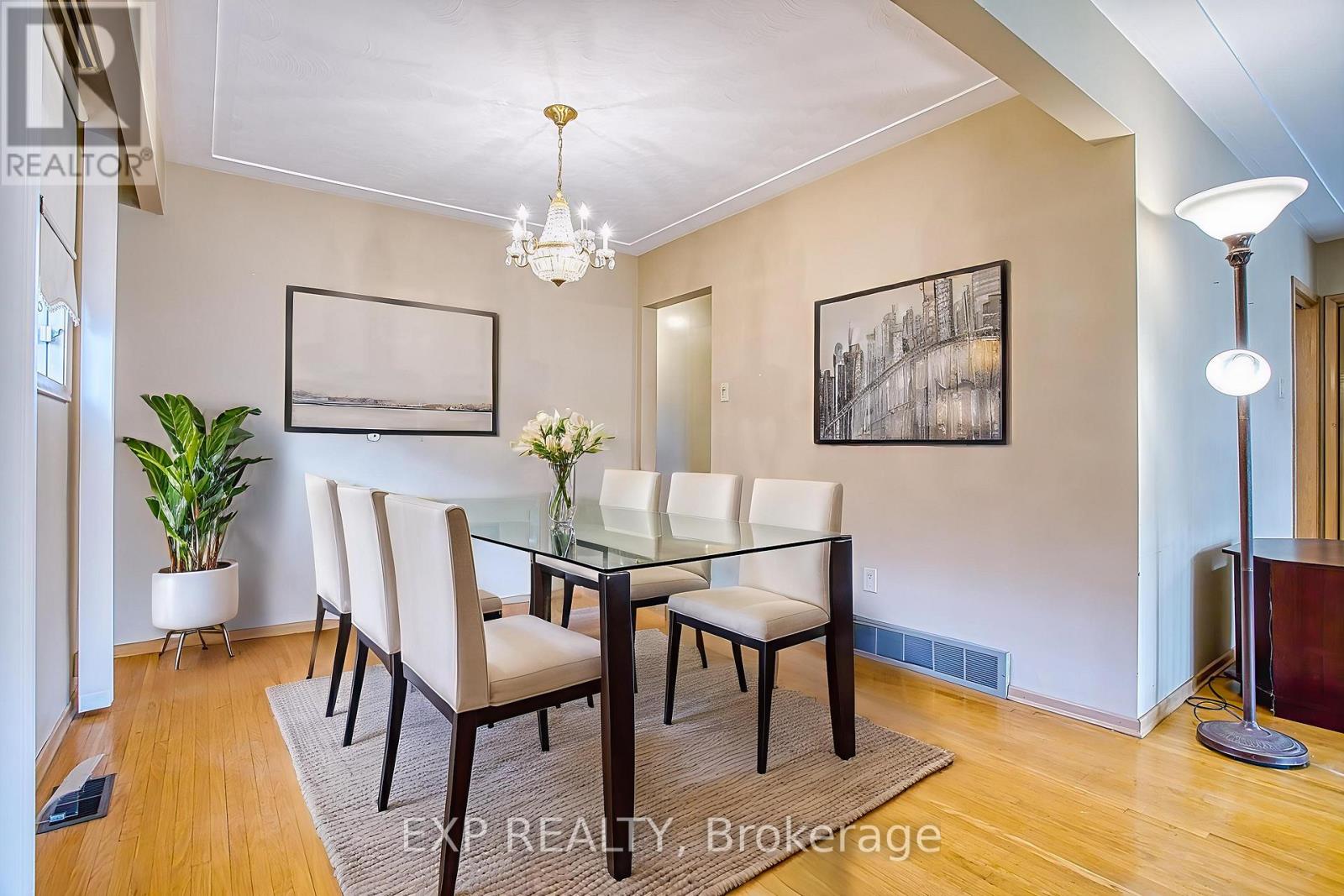 40 Purdy Crescent, Hamilton, Ontario  L9A 3B3 - Photo 12 - X12507318