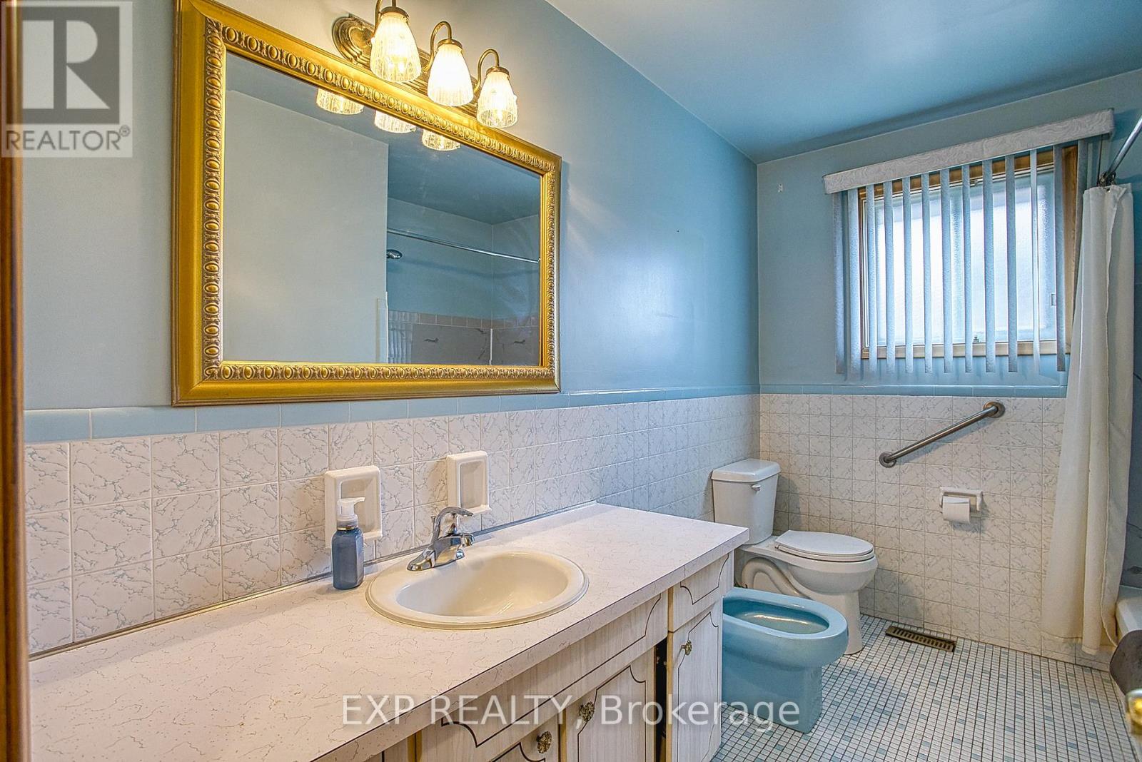 40 Purdy Crescent, Hamilton, Ontario  L9A 3B3 - Photo 19 - X12507318