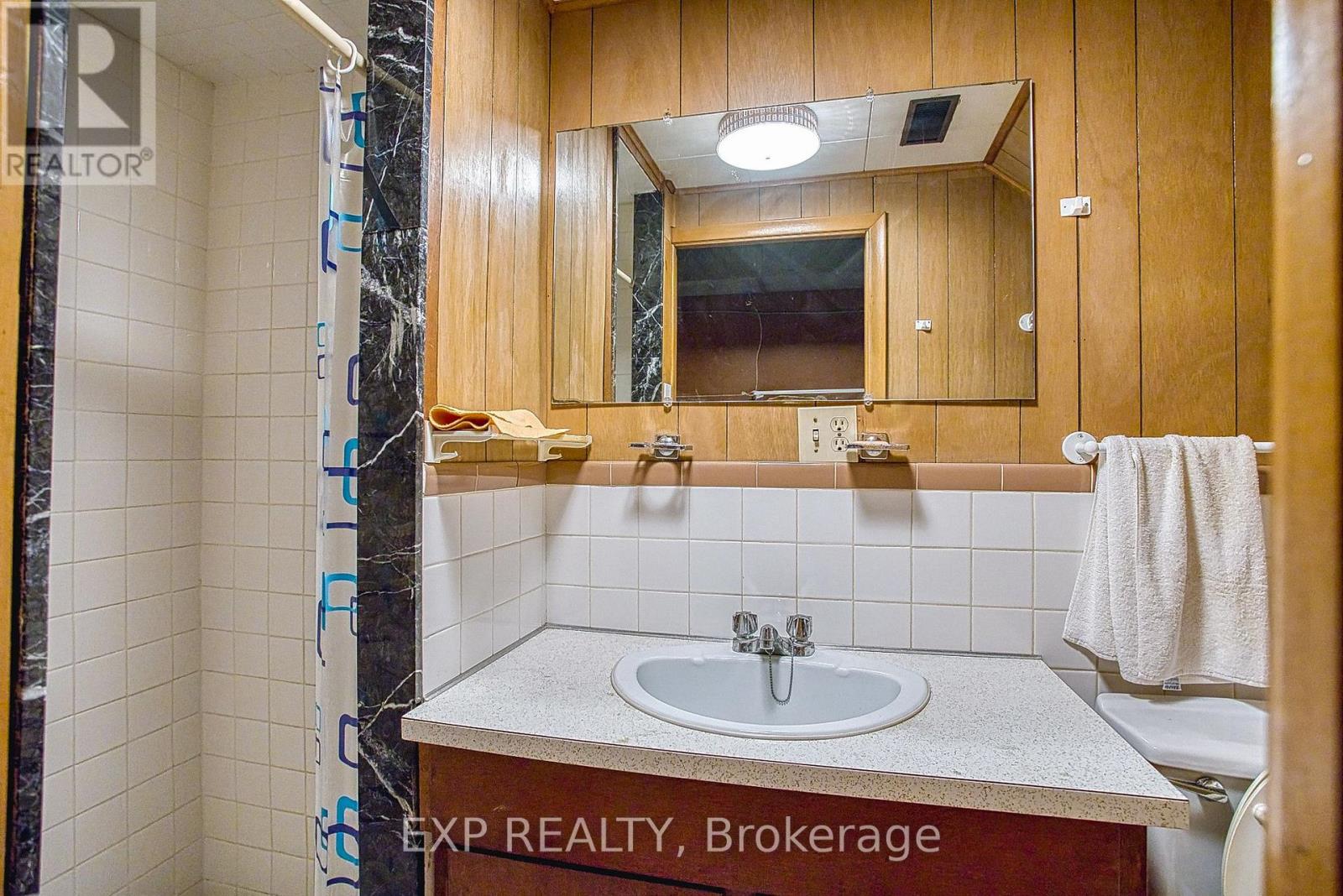 40 Purdy Crescent, Hamilton, Ontario  L9A 3B3 - Photo 25 - X12507318