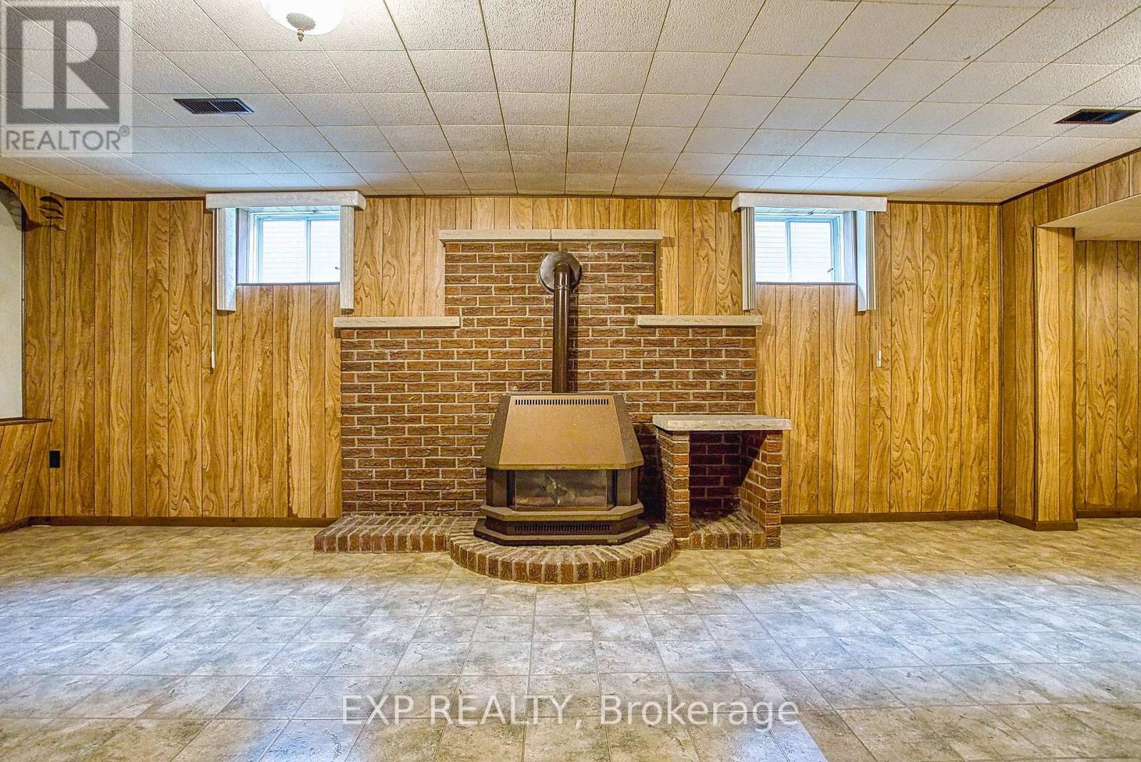 40 Purdy Crescent, Hamilton, Ontario  L9A 3B3 - Photo 28 - X12507318