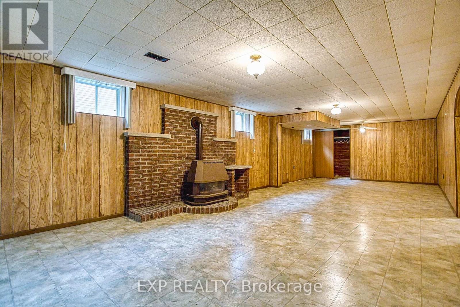 40 Purdy Crescent, Hamilton, Ontario  L9A 3B3 - Photo 29 - X12507318