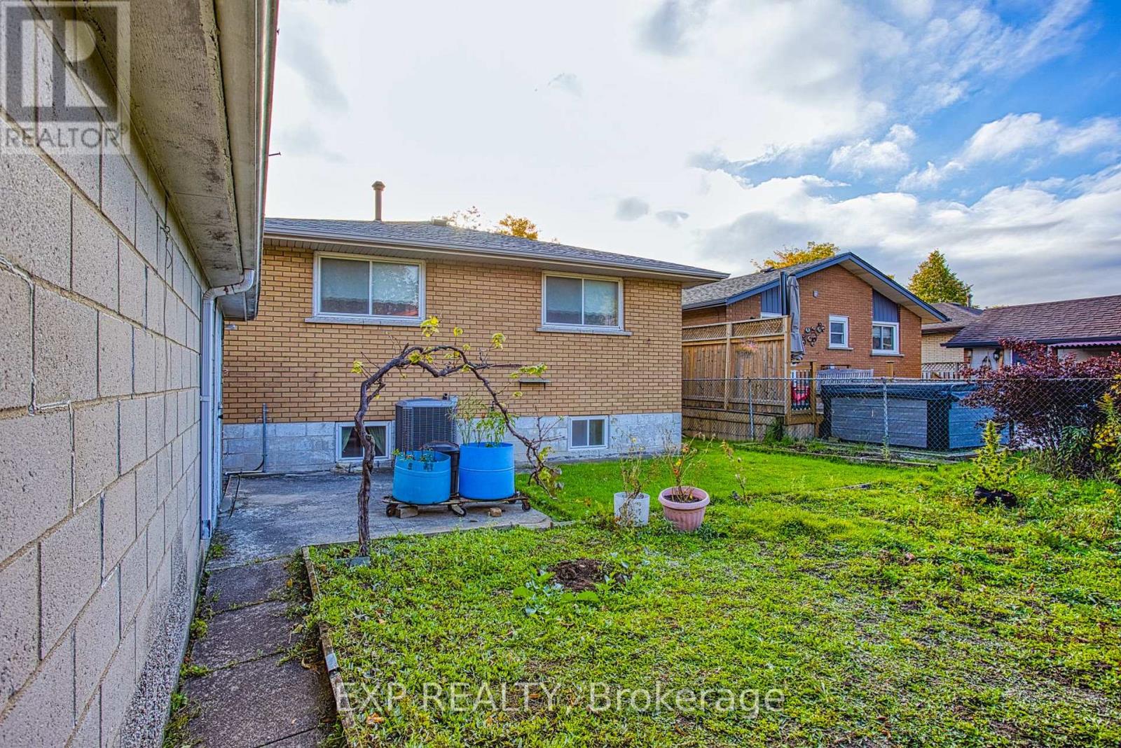 40 Purdy Crescent, Hamilton, Ontario  L9A 3B3 - Photo 38 - X12507318