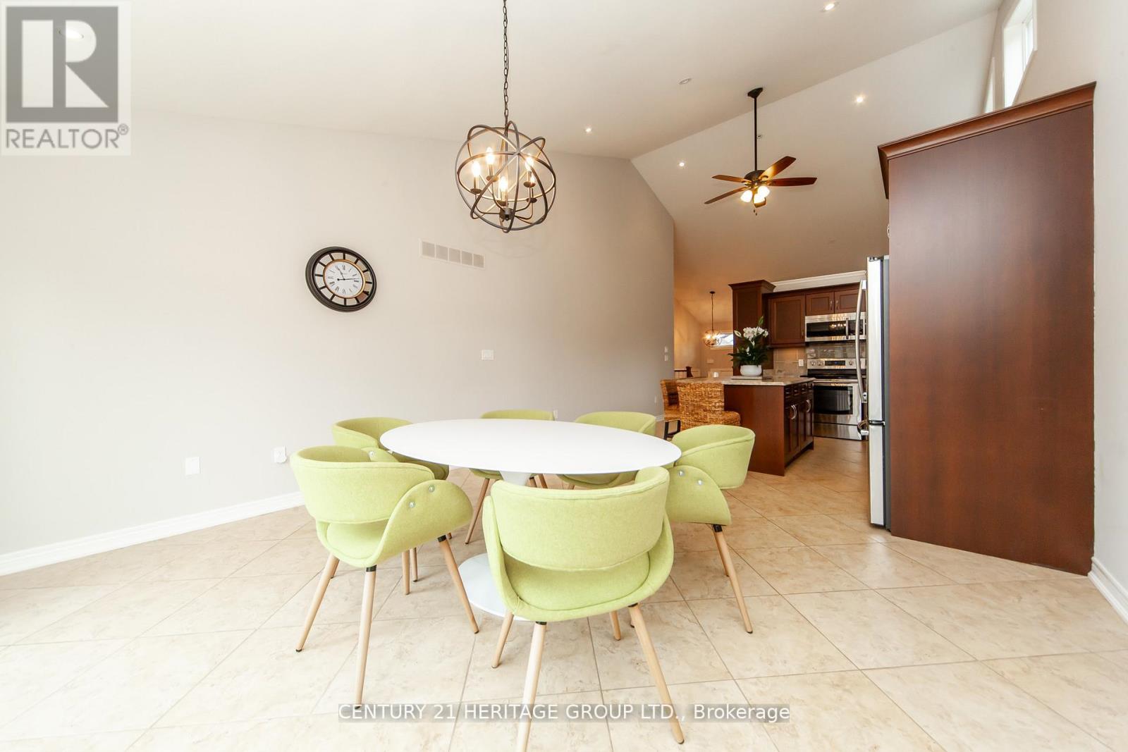 5826 Fiddlehead Lane, Niagara Falls, Ontario  L2H 0E9 - Photo 12 - X12507322