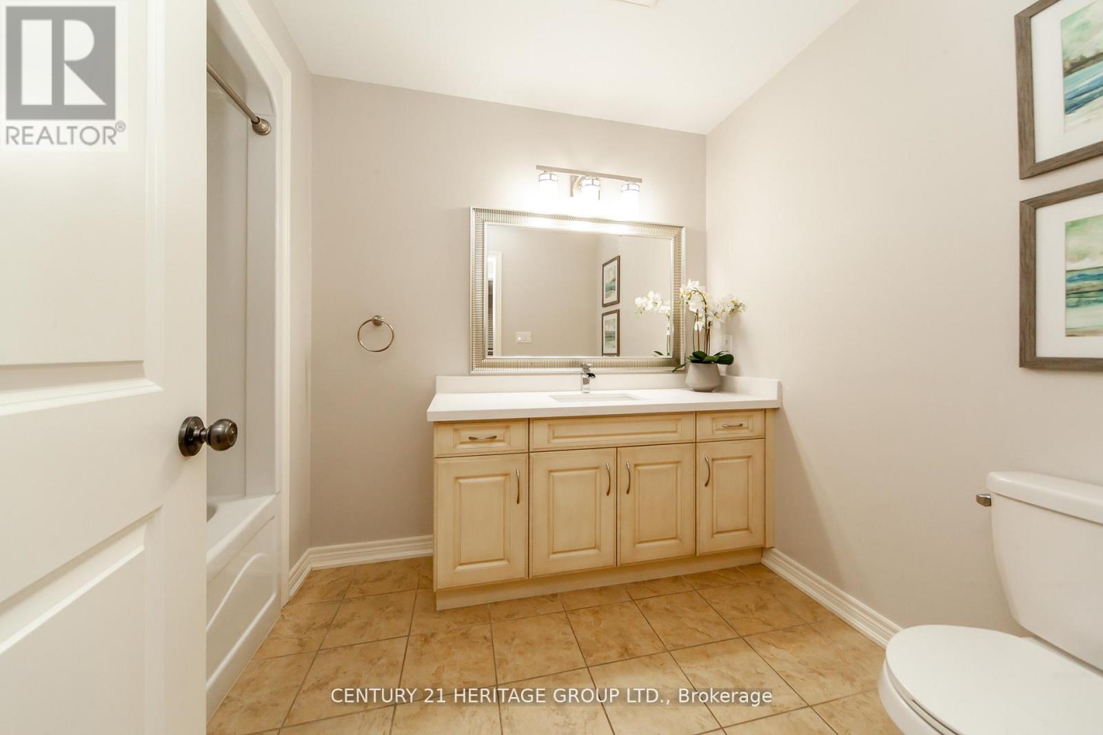 5826 Fiddlehead Lane, Niagara Falls, Ontario  L2H 0E9 - Photo 24 - X12507322