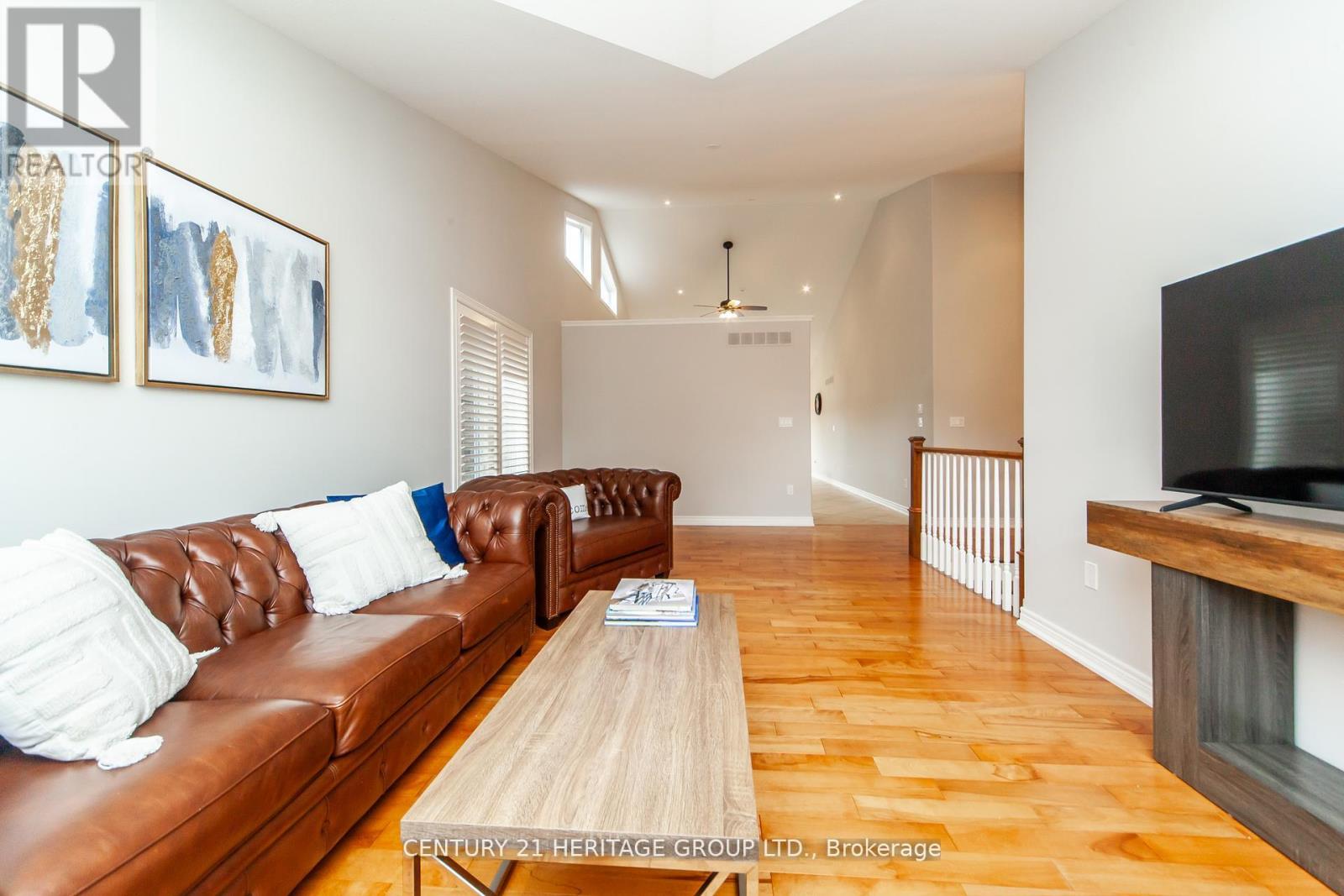 5826 Fiddlehead Lane, Niagara Falls, Ontario  L2H 0E9 - Photo 8 - X12507322