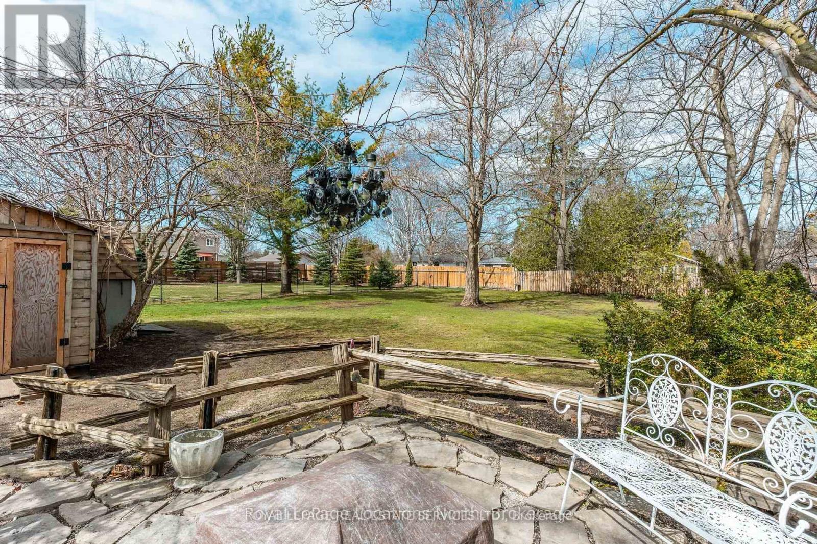 24 Louisa Street W, Blue Mountains, Ontario  N0H 2P0 - Photo 15 - X12507368