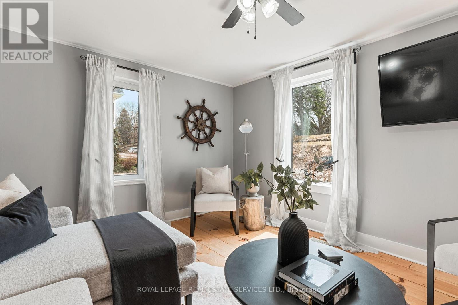 24 Louisa Street W, Blue Mountains, Ontario  N0H 2P0 - Photo 3 - X12507368