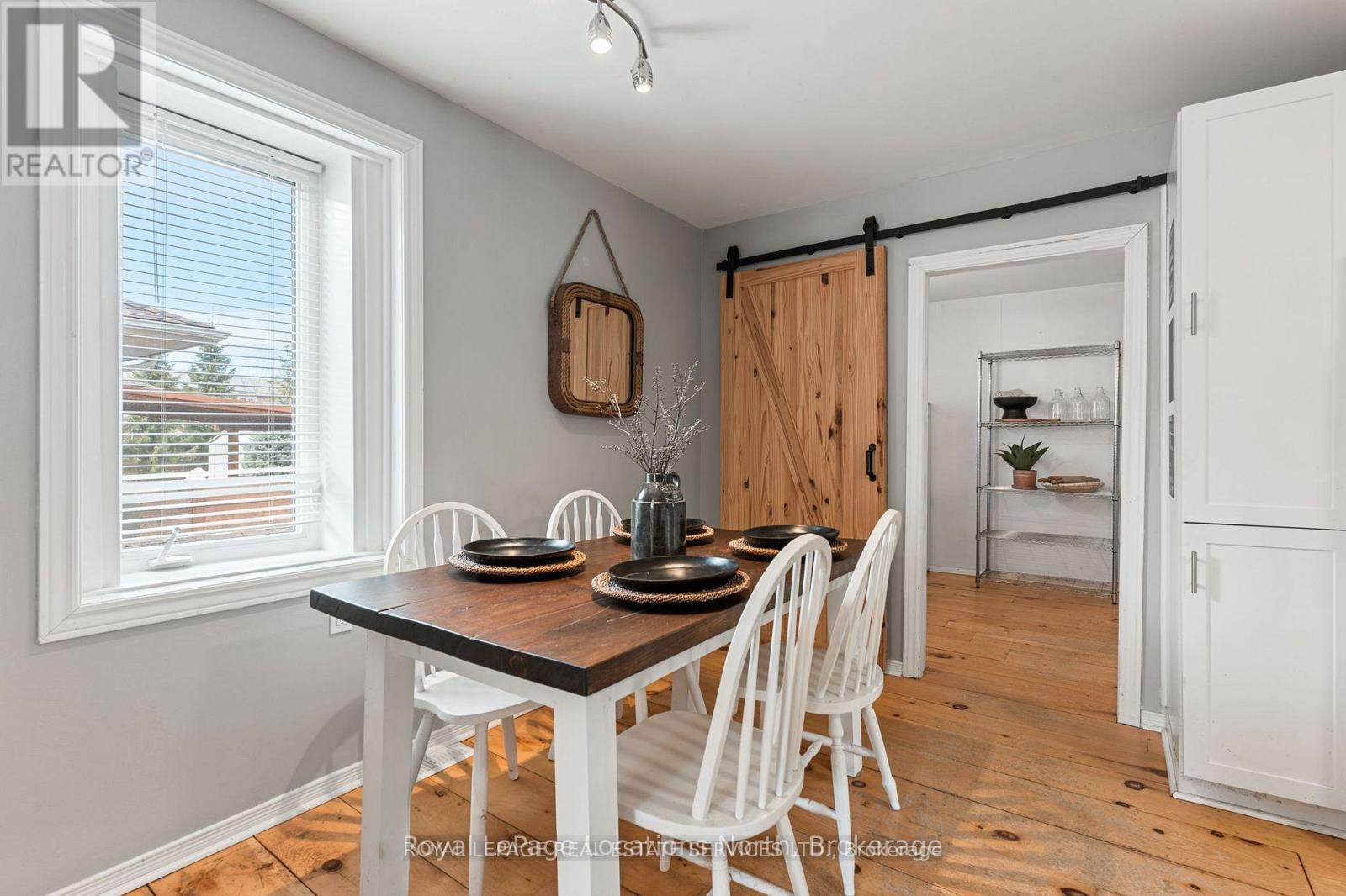 24 Louisa Street W, Blue Mountains, Ontario  N0H 2P0 - Photo 8 - X12507368