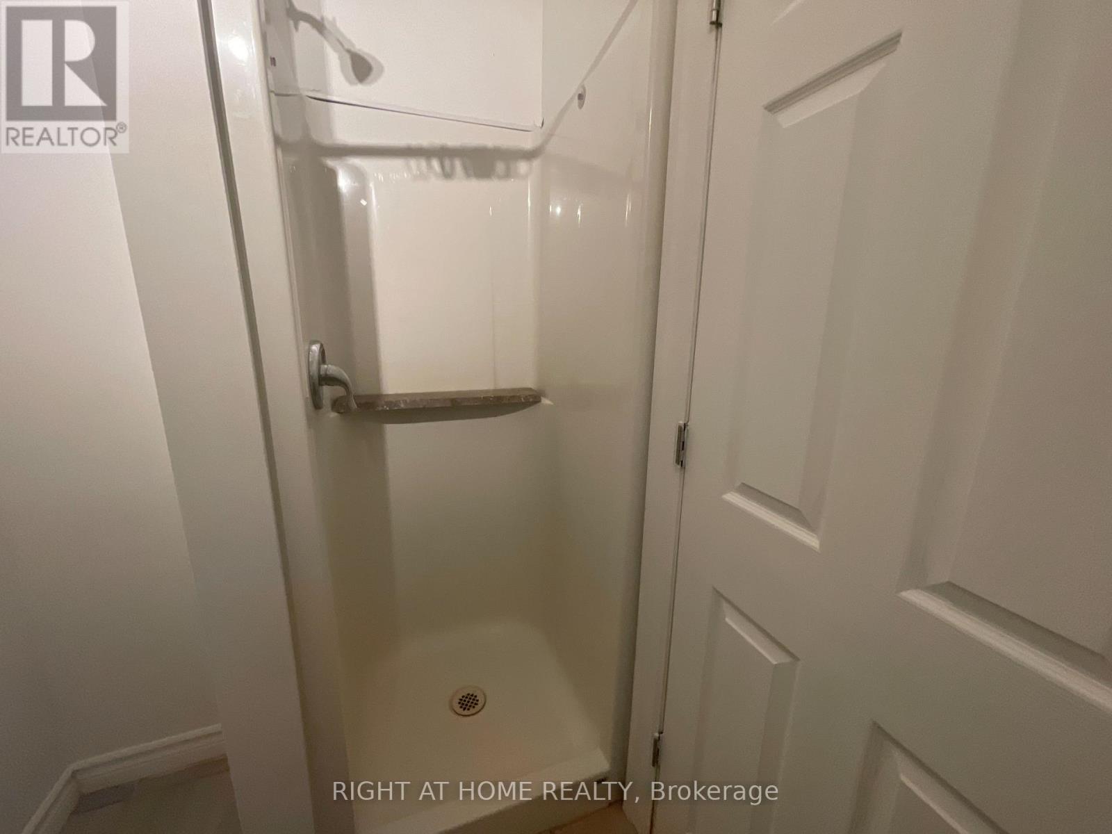 7 - 279 Drouillard Road, Windsor, Ontario  N8Y 2P4 - Photo 10 - X12507476